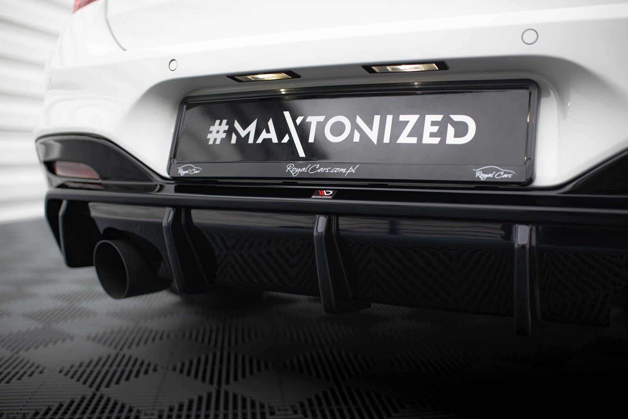 Maxton Design Difusor trasero V.3 para BMW 1 M-Pack F20 Facelift (Version with single Exhaust on one side) - imagen 4