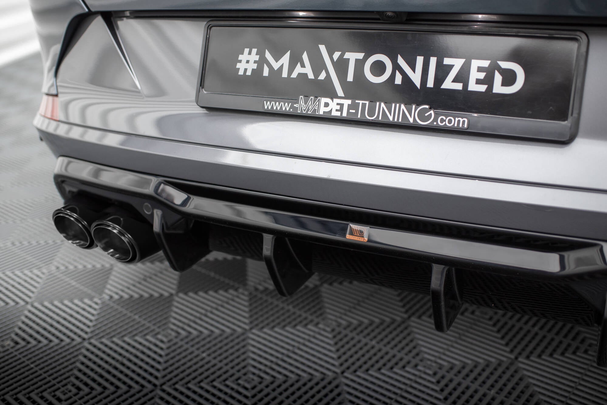Maxton Design Difusor trasero V.3 + Exhaust Tips para Cupra Formentor VZ Mk1 / Mk1 Facelift - imagen 3