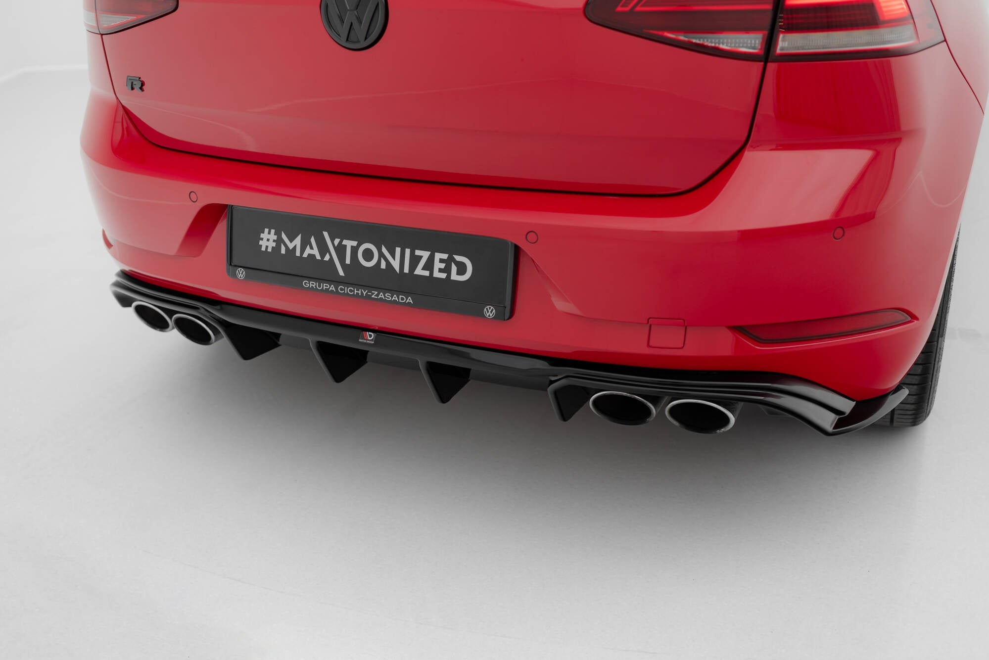 Maxton Design Difusor trasero V.3 para Volkswagen Golf R Mk7 Facelift - imagen 1