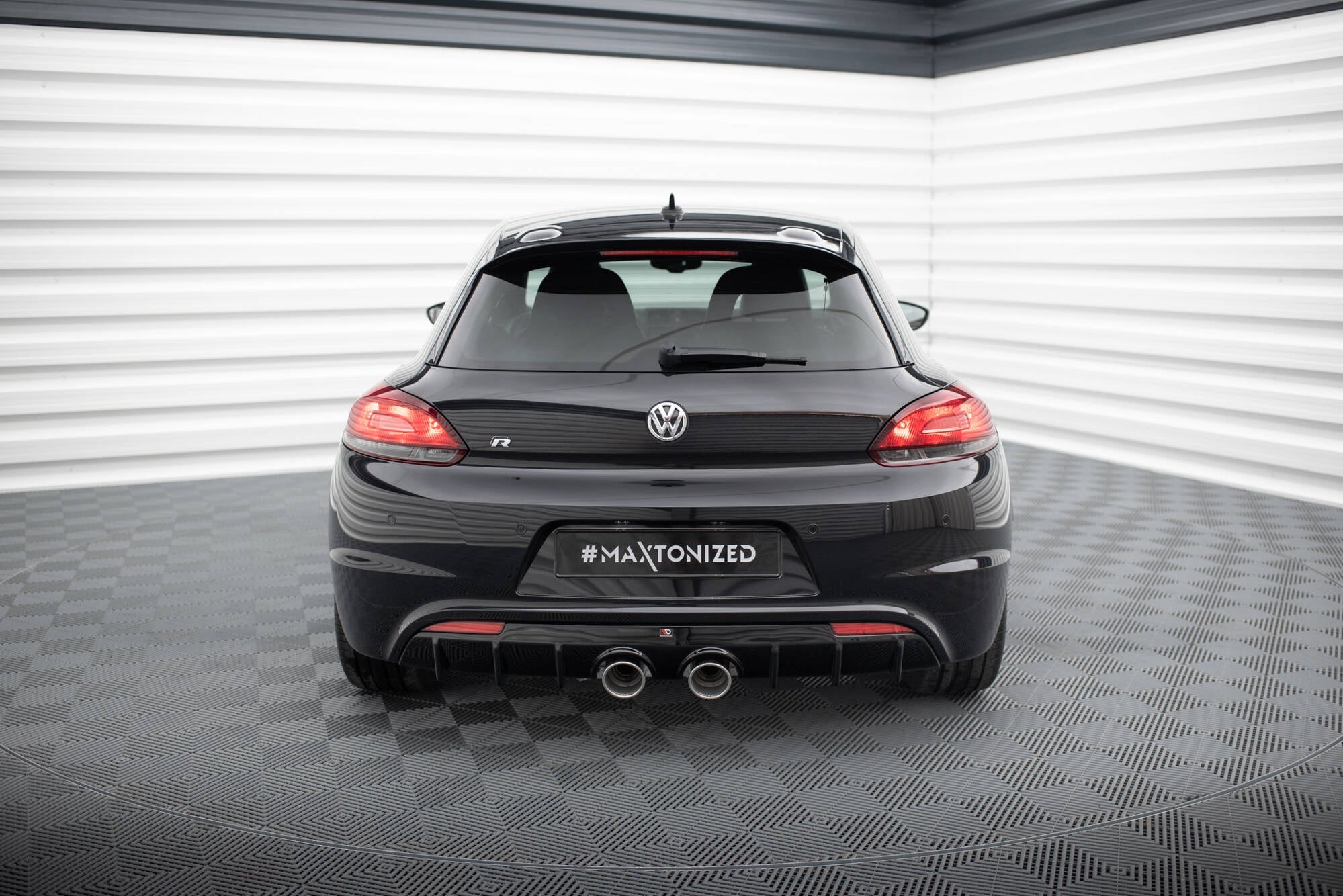 Maxton Design Difusor trasero V.3 para Volkswagen Scirocco R Mk3 - imagen 1