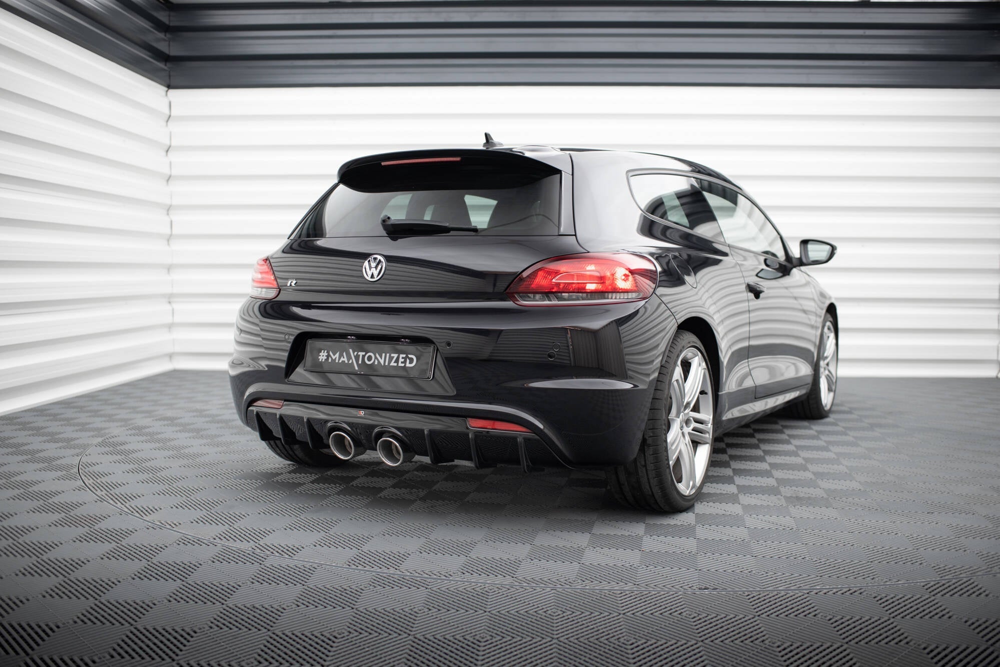 Maxton Design Difusor trasero V.3 para Volkswagen Scirocco R Mk3 - imagen 2