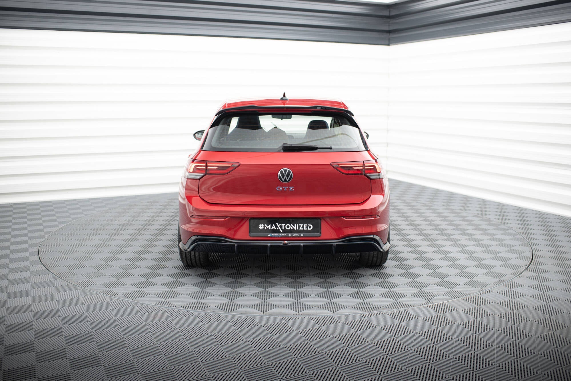 Maxton Design Difusor trasero para Volkswagen Golf GTE / R-Line Mk8 / Mk8 Facelift - imagen 2