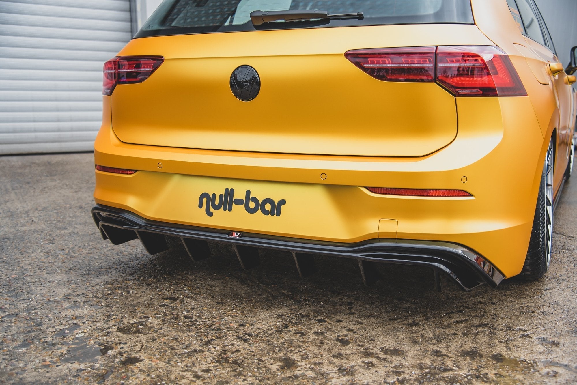 Maxton Design Difusor trasero para Volkswagen Golf Mk8 Facelift - imagen 1