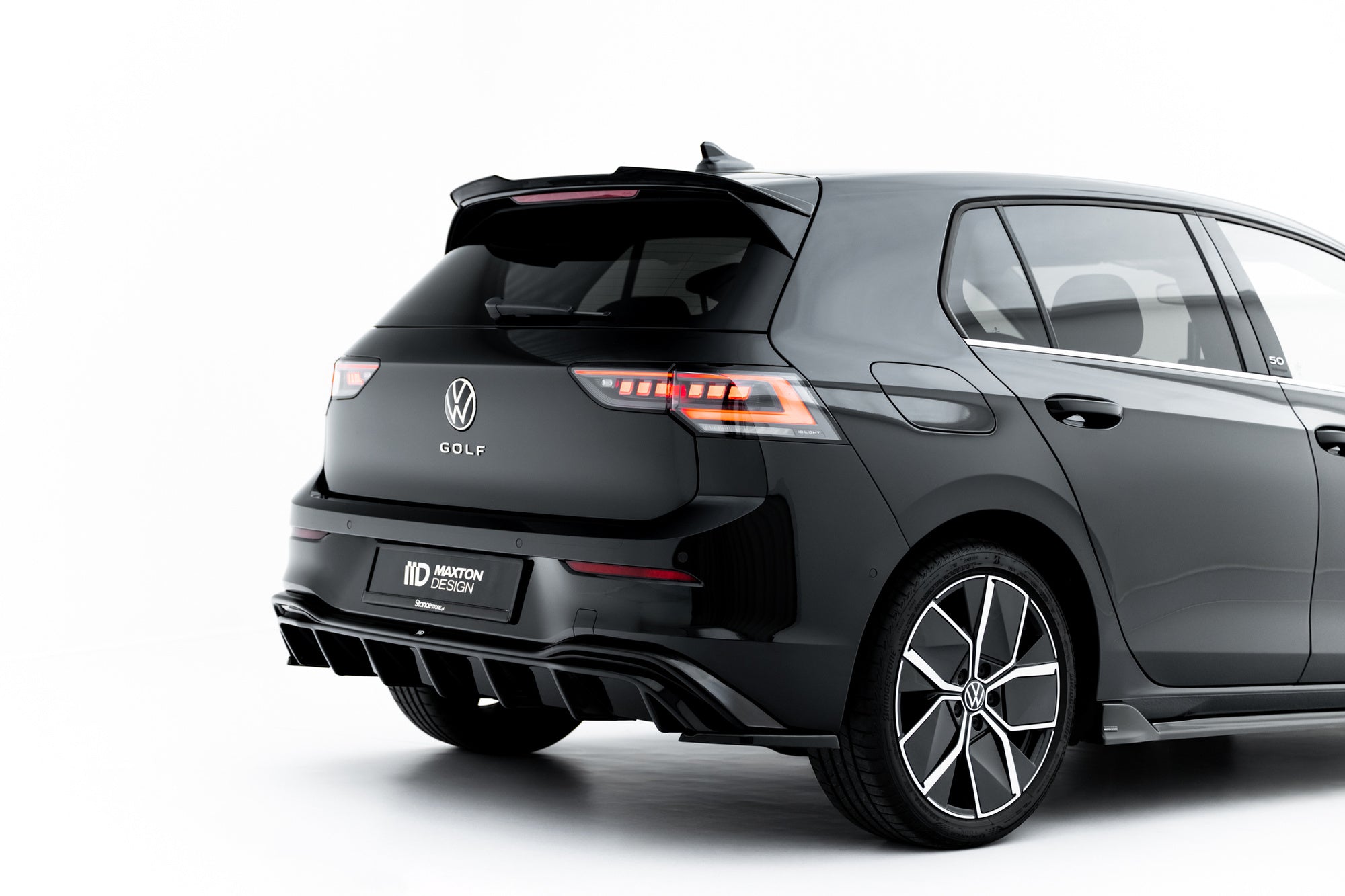 Maxton Design Difusor trasero para Volkswagen Golf Mk8 Facelift - imagen 5