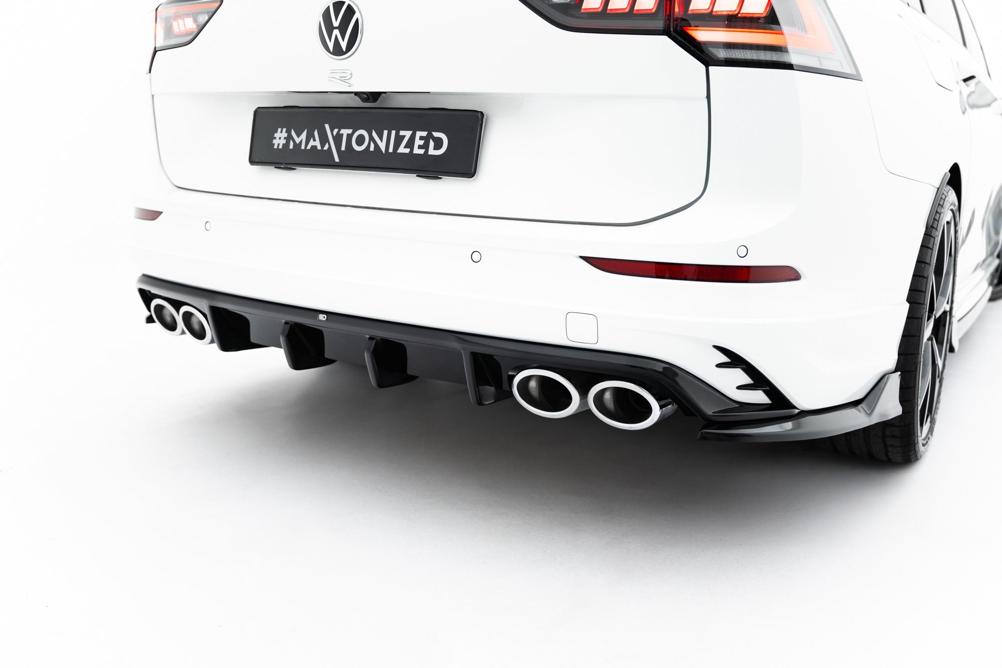 Maxton Design Difusor trasero para Volkswagen Golf R Variant Mk8 / Mk8 Facelift - imagen 3