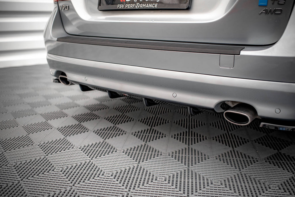 Maxton Design Difusor trasero para Volvo V70 Mk3 - imagen 2