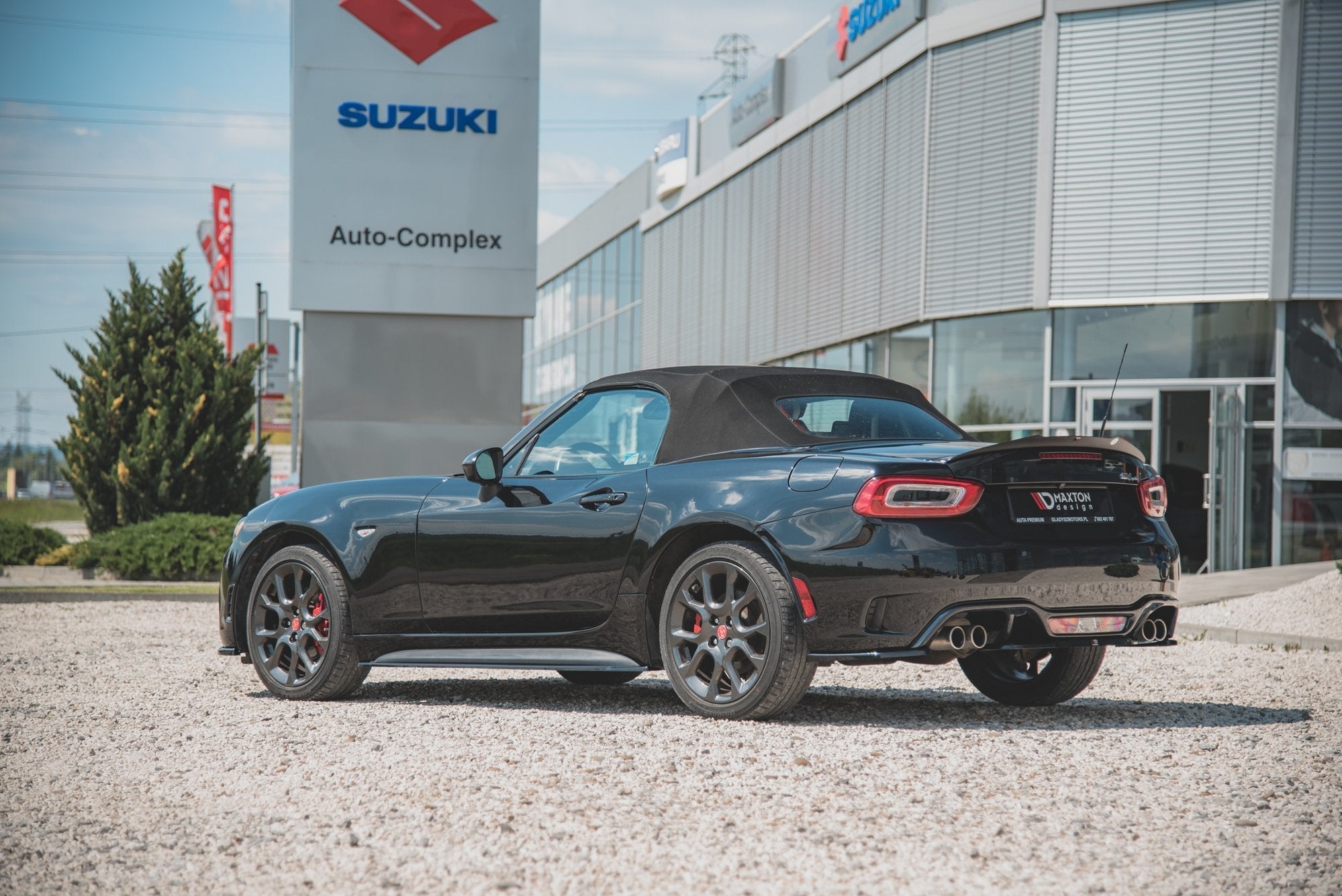 Maxton Design Difusores de taloneras laterales para Abarth 124 Spider - imagen 5