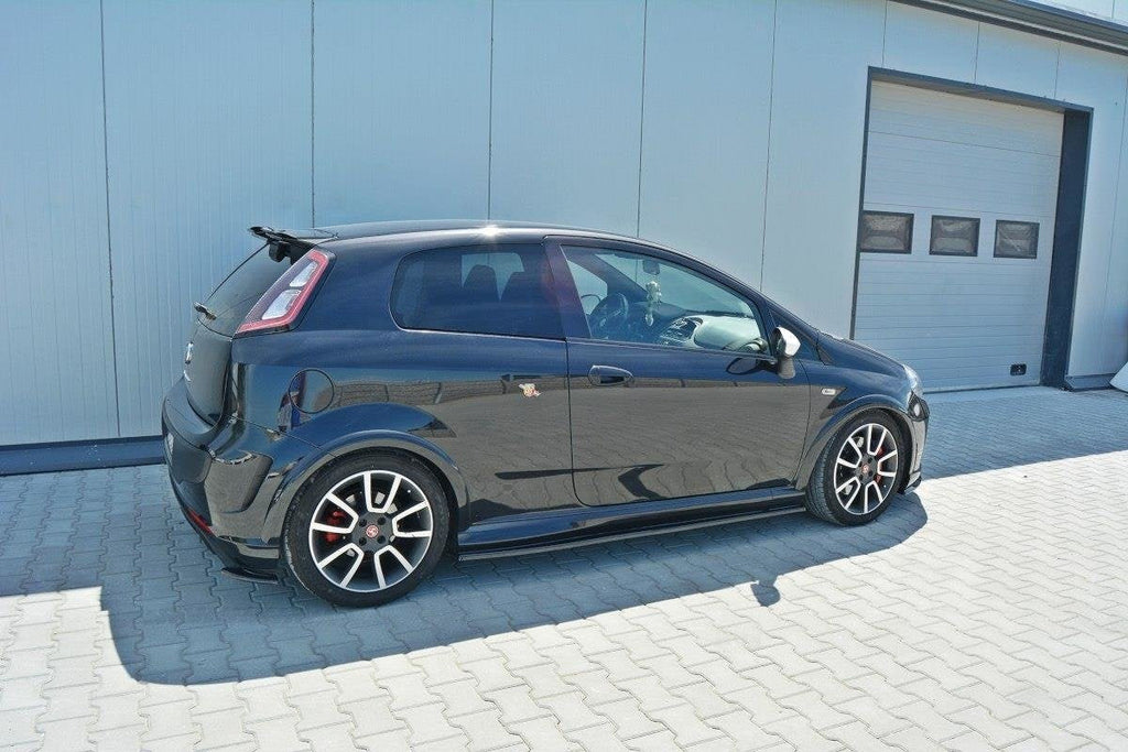 Maxton Design Difusores de taloneras laterales para Abarth Punto Evo - imagen 1