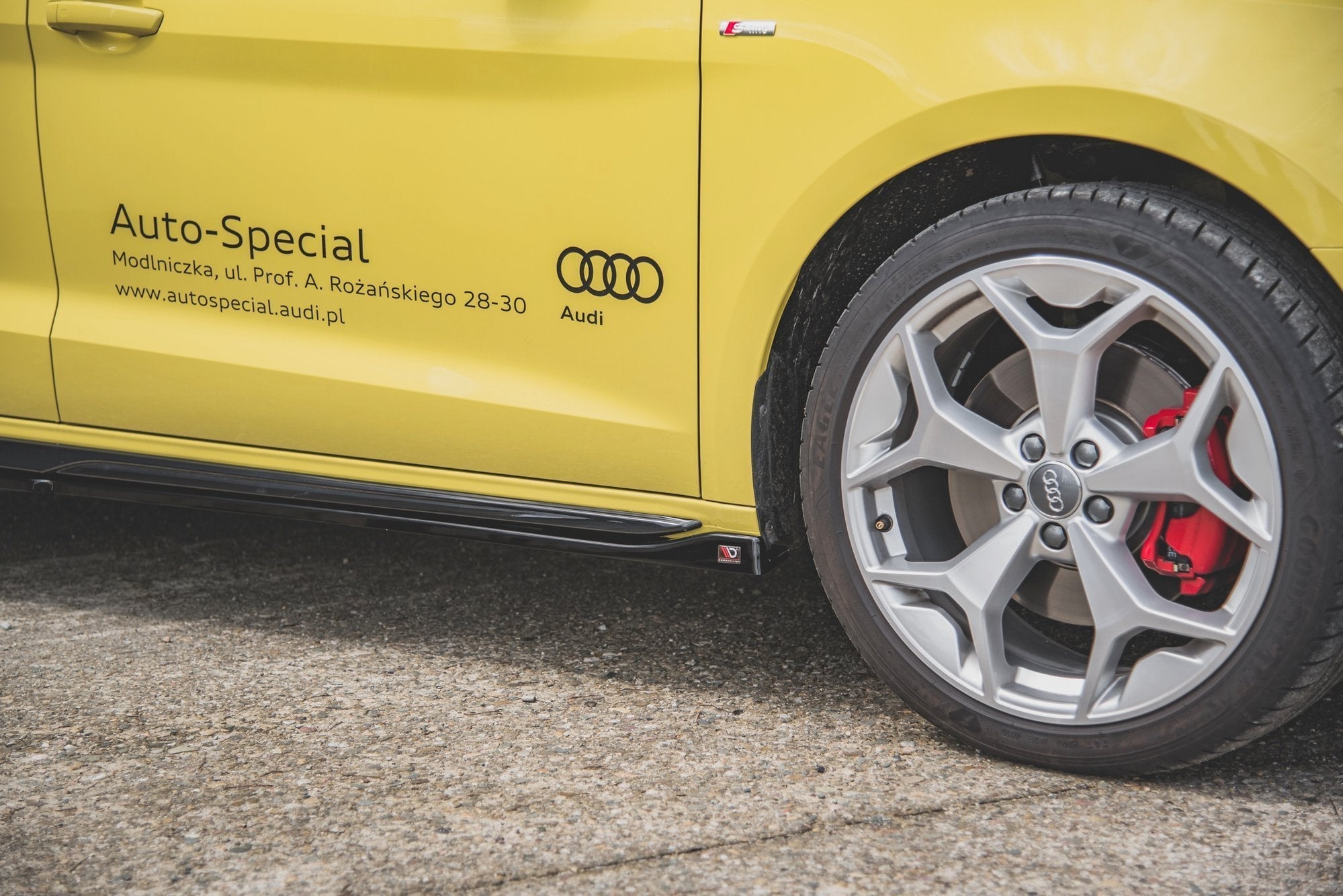 Maxton Design Difusores de taloneras laterales para Audi A1 S-Line GB - imagen 2