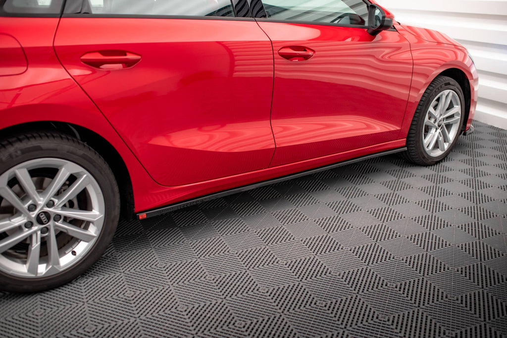 Maxton Design Difusores de taloneras laterales para Audi A3 8Y - imagen 3