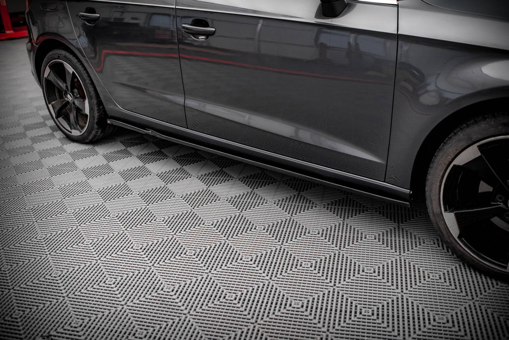 Maxton Design Difusores de taloneras laterales para Audi A3 Sportback 8V - imagen 2