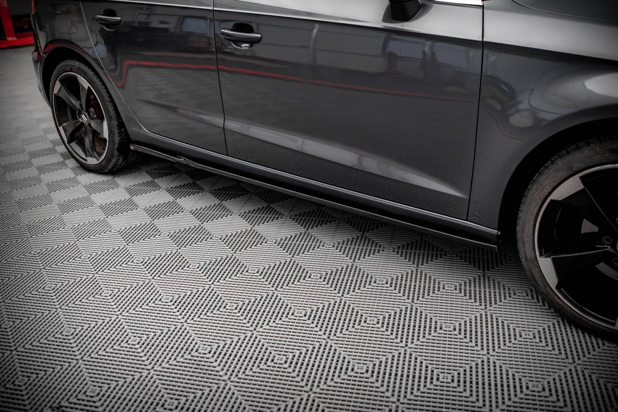 Maxton Design Difusores de taloneras laterales para Audi A3 Sportback 8V - imagen 2