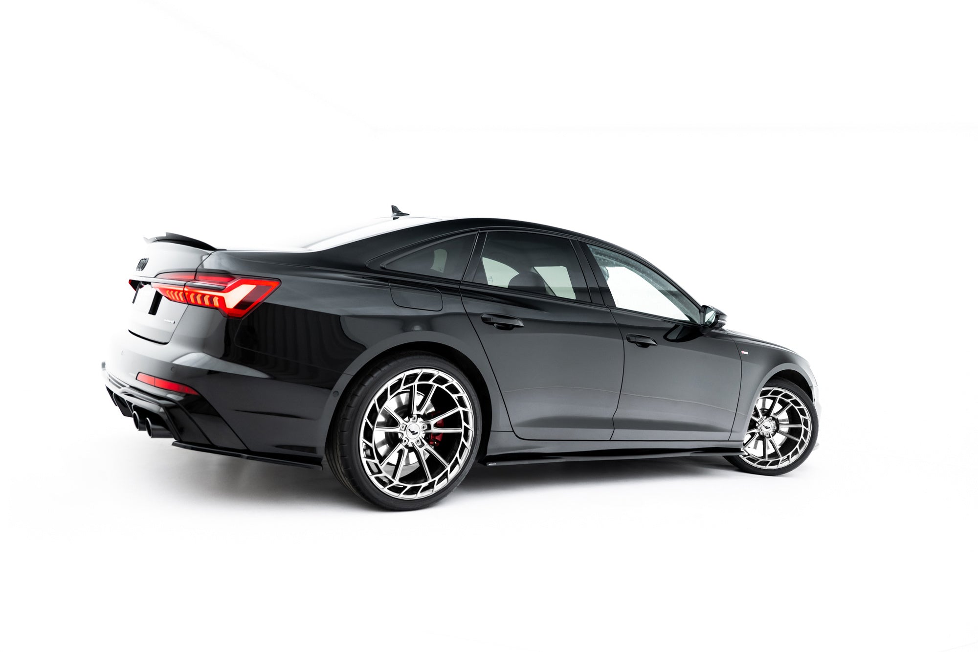 Maxton Design Difusores de taloneras laterales para Audi A6 S-Line / S6 C8 / C8 Facelift - imagen 1