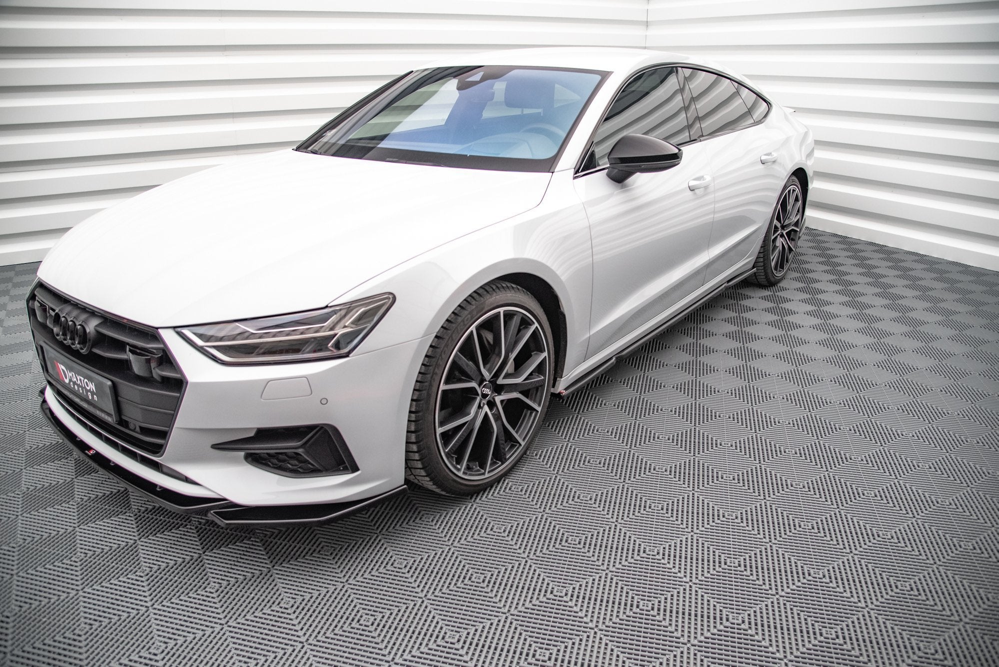 Maxton Design Difusores de taloneras laterales para Audi A7 C8 - imagen 2
