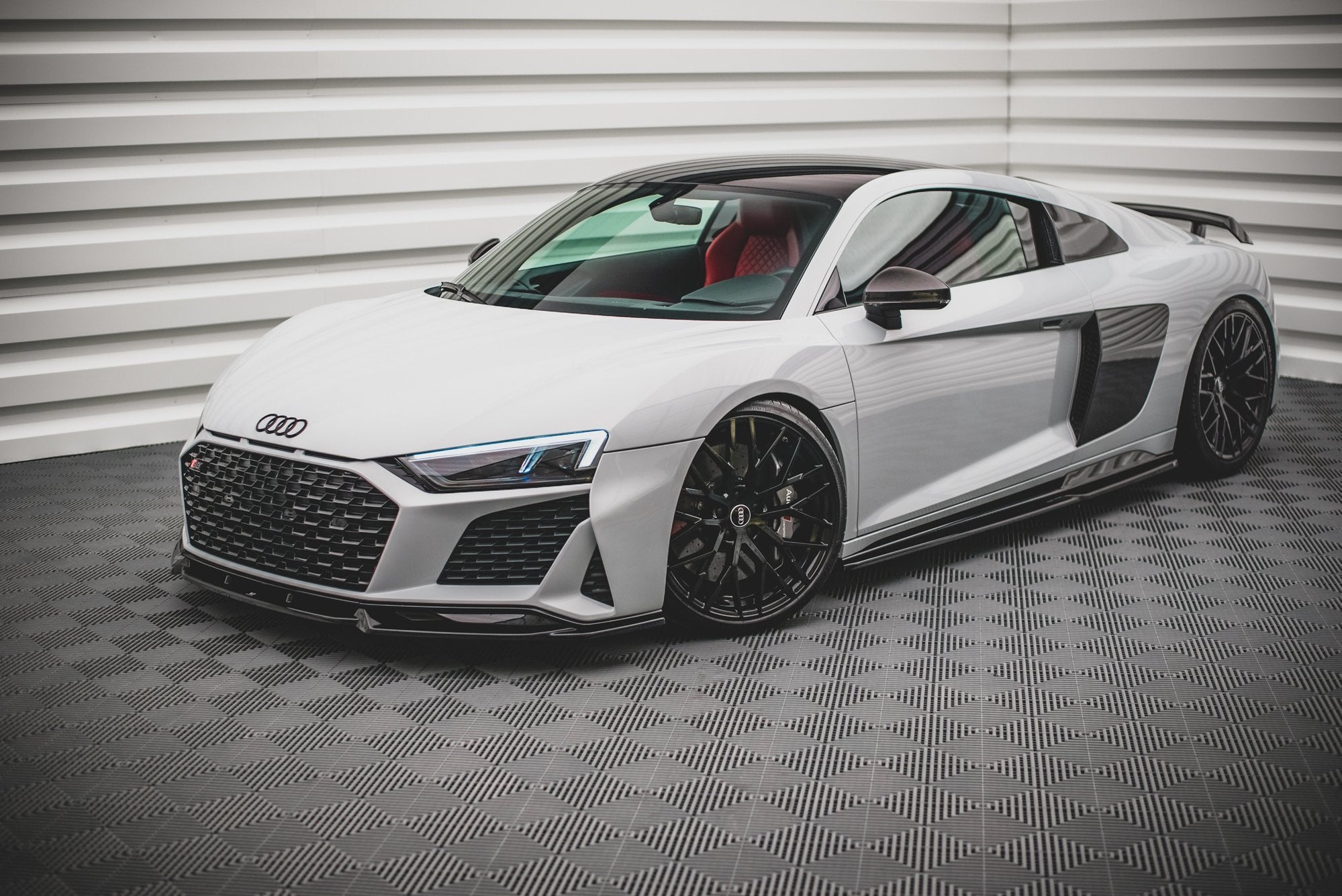Maxton Design Difusores de taloneras laterales para Audi R8 Mk2 Facelift - imagen 4