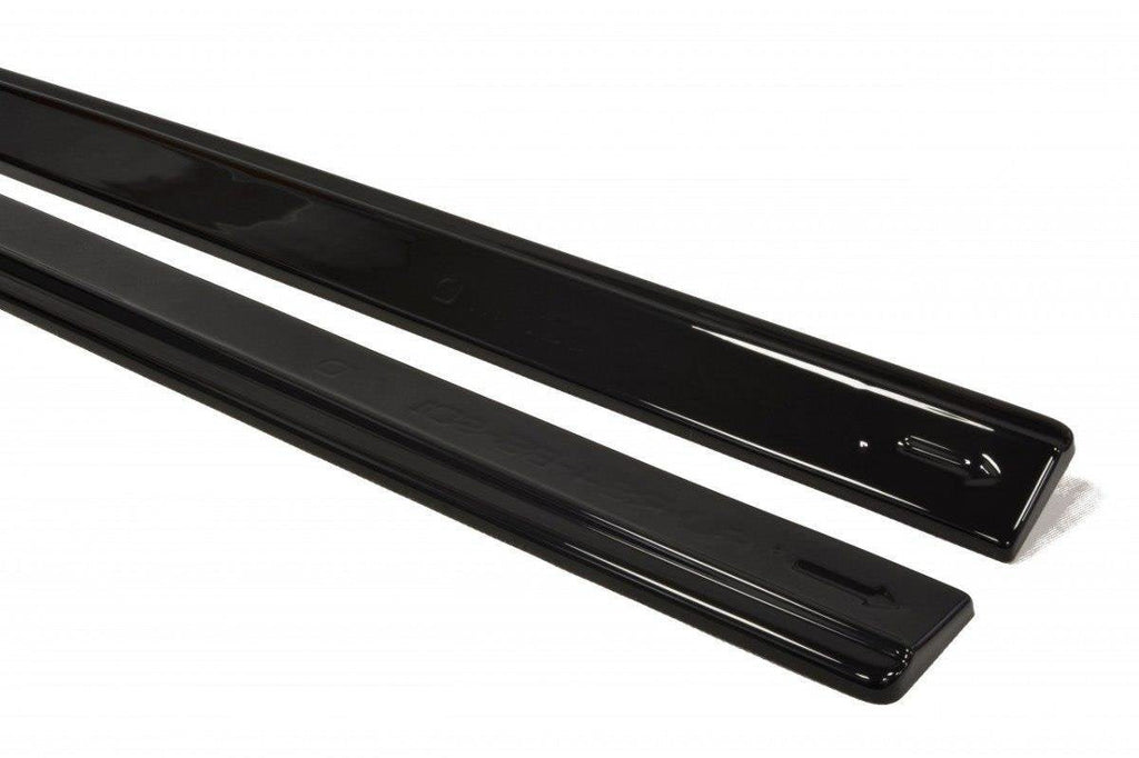 Maxton Design Difusores de taloneras laterales para Audi RS4 Avant B5 - imagen 4