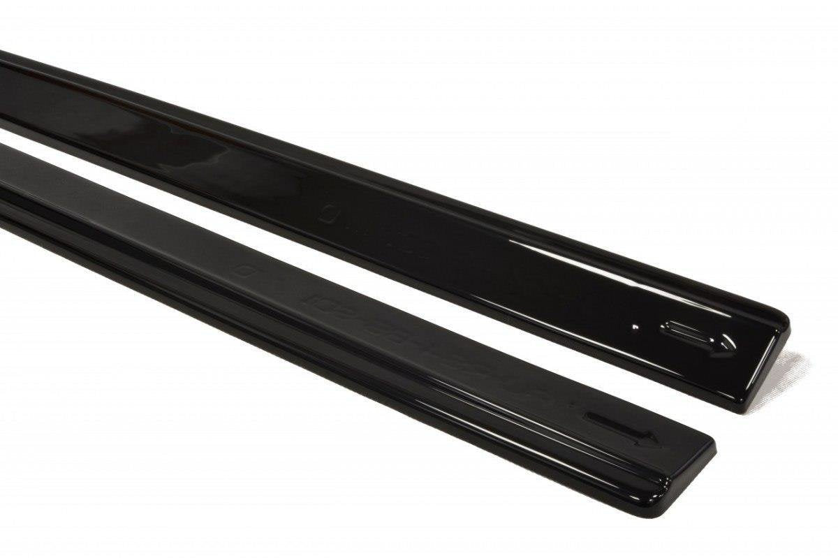 Maxton Design Difusores de taloneras laterales para Audi RS4 Avant B5 - imagen 4