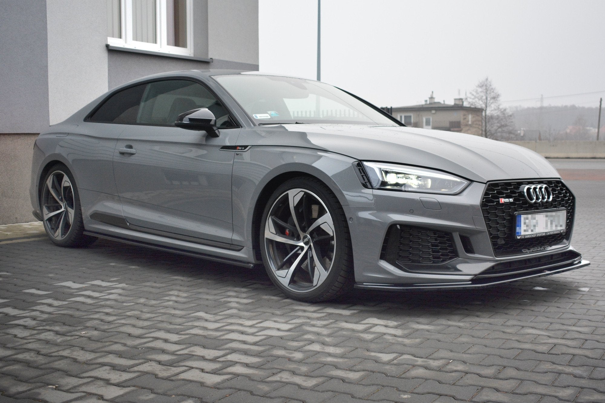 Maxton Design Difusores de taloneras laterales para Audi RS5 Coupe F5 - imagen 4