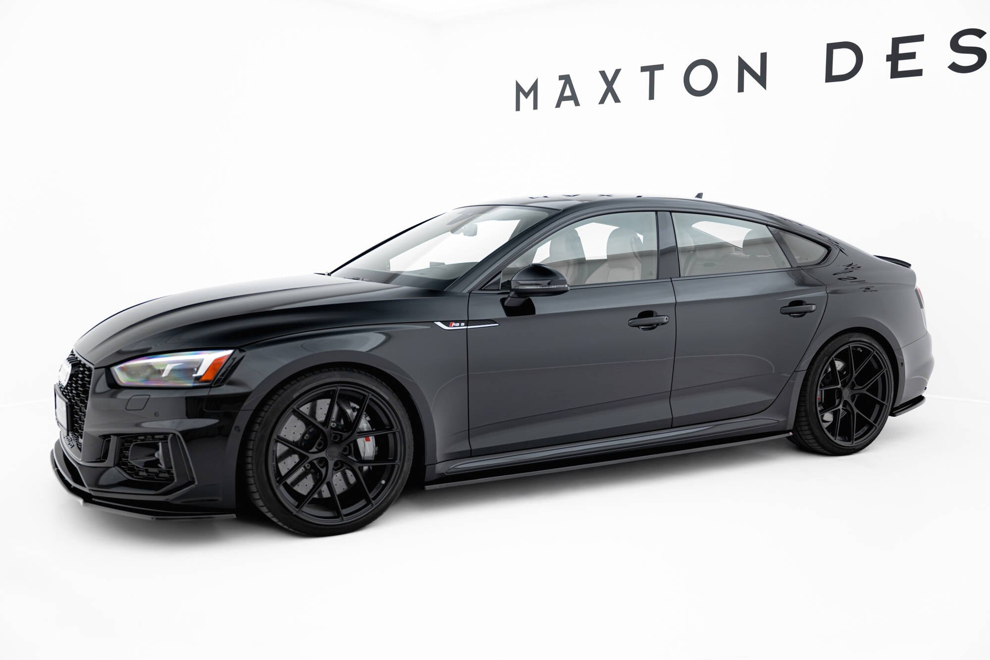Maxton Design Difusores de taloneras laterales para Audi RS5 Sportback F5 - imagen 2