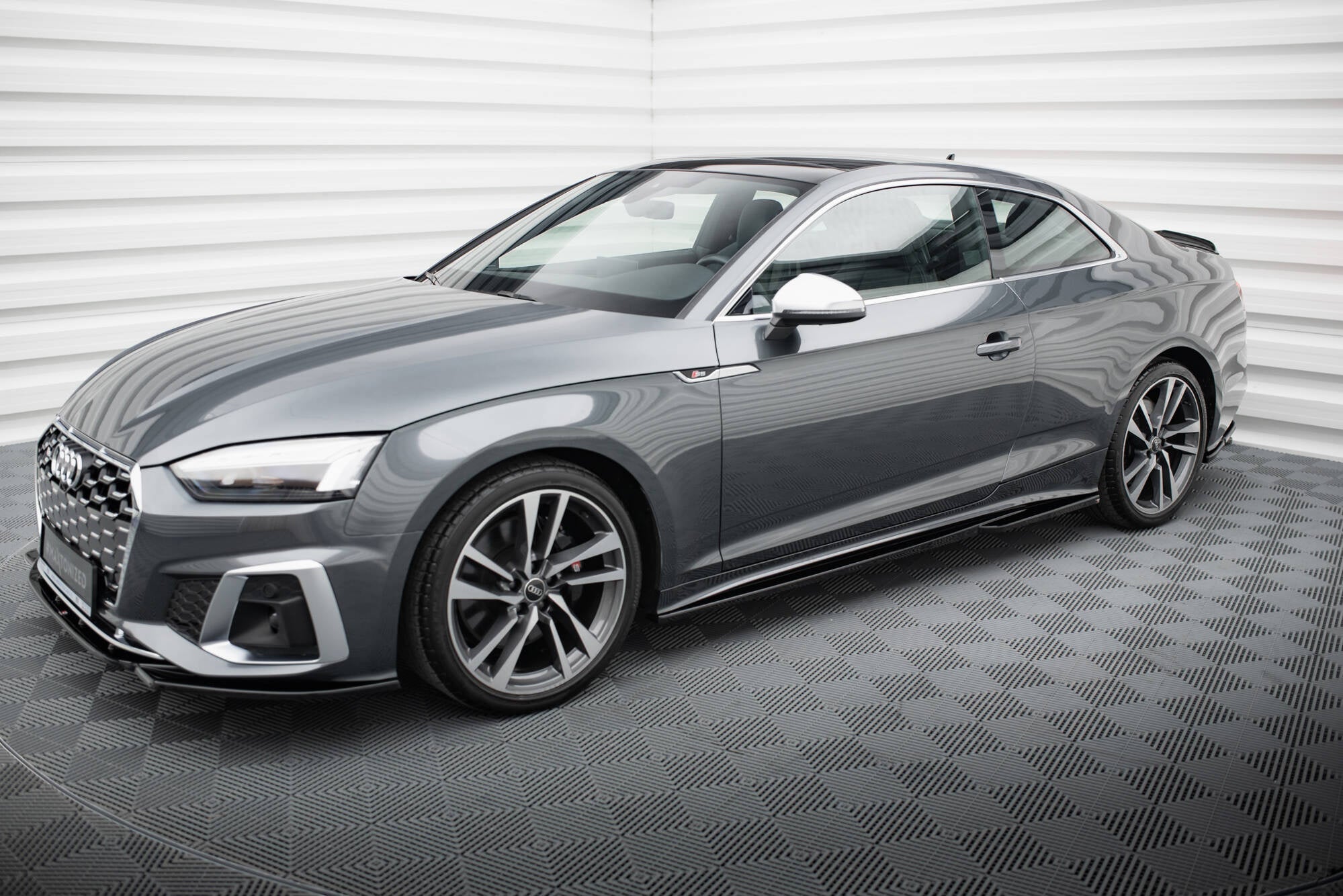 Maxton Design Difusores de taloneras laterales para Audi S5 Coupe / A5 S-Line Coupe F5 Facelift - imagen 2