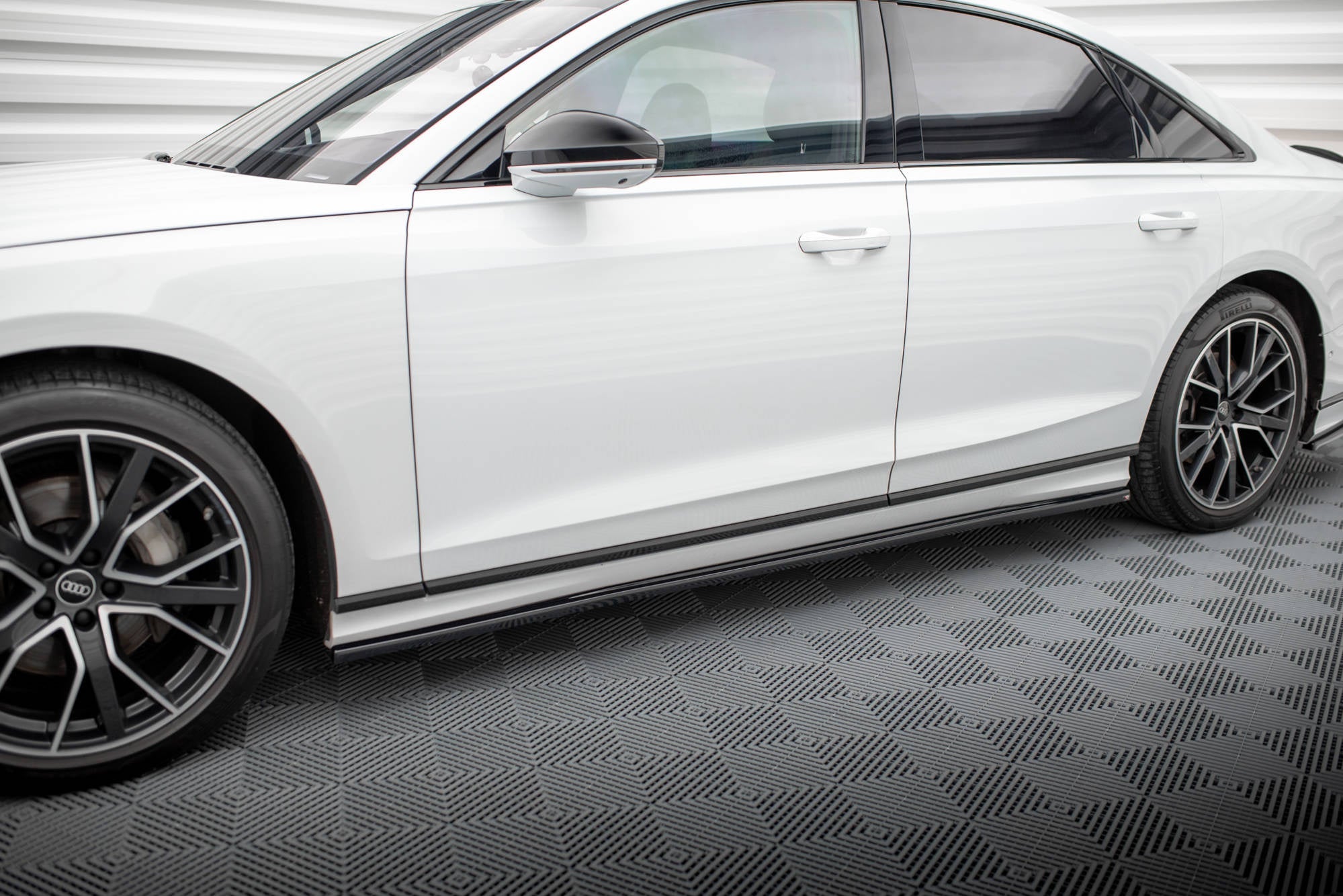 Maxton Design Difusores de taloneras laterales para Audi S8 / A8 S-Line D5 - imagen 6