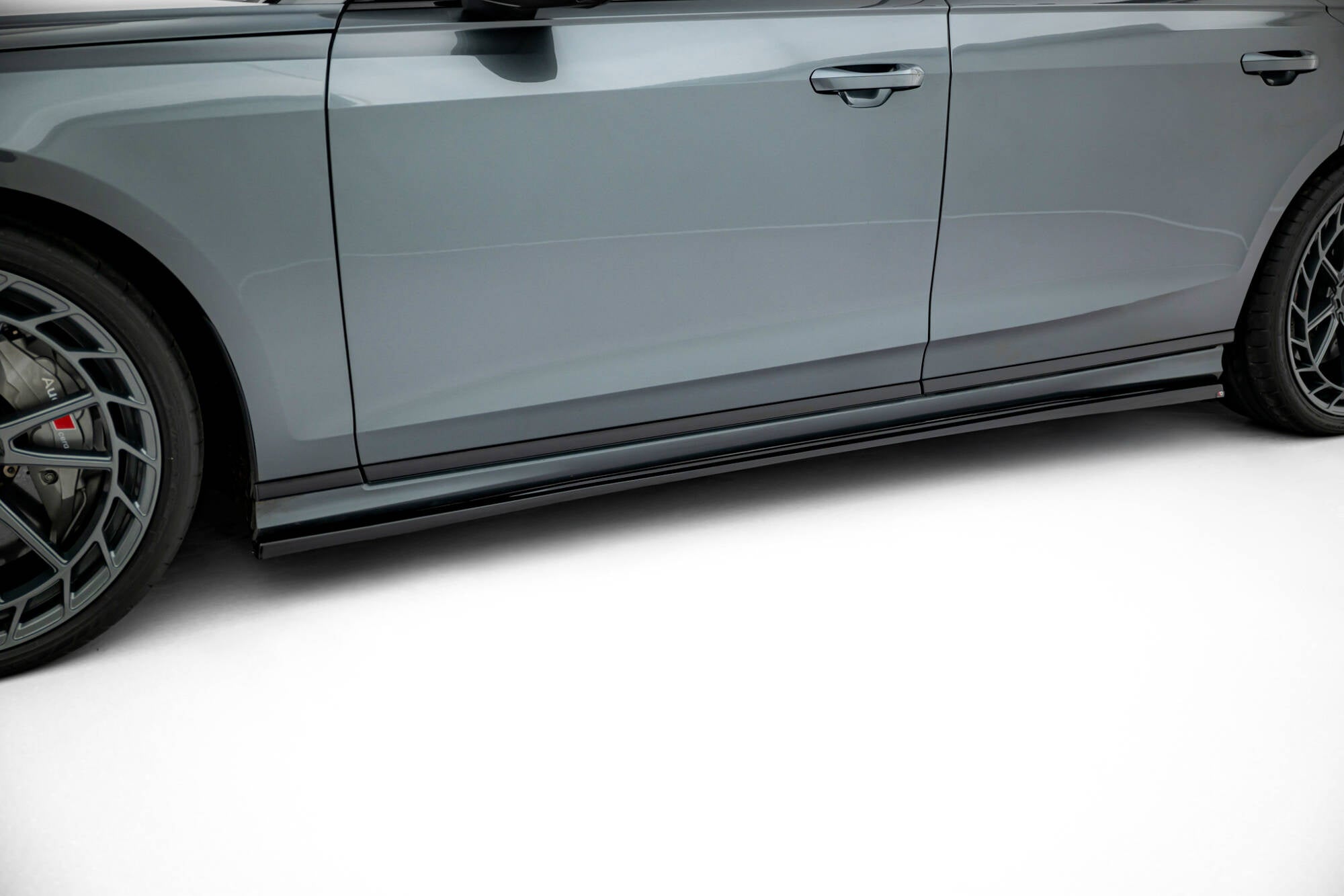 Maxton Design Difusores de taloneras laterales para Audi S8 / A8 S-Line D5 Facelift - imagen 1