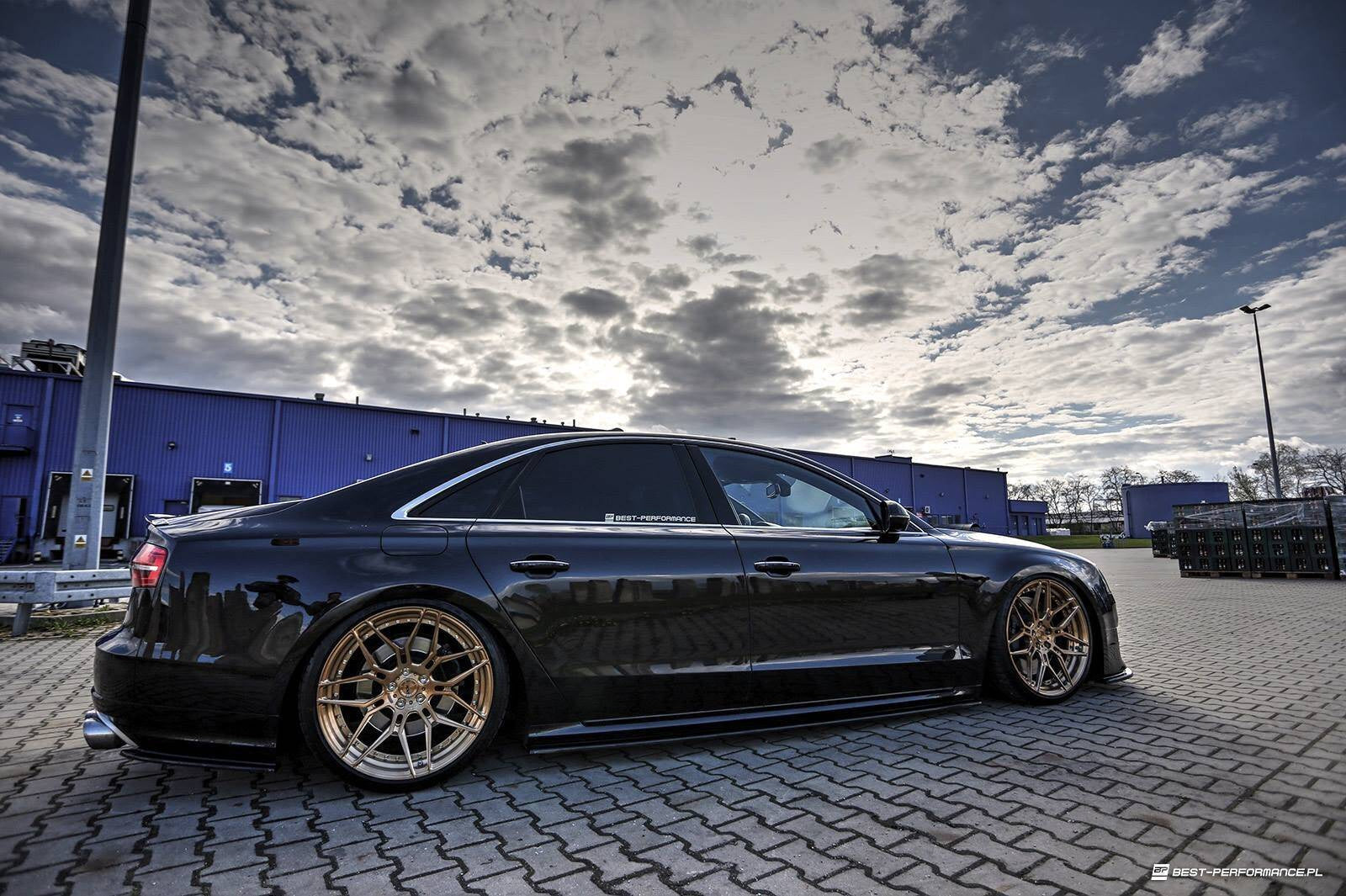 Maxton Design Difusores de taloneras laterales para Audi S8 D4 Facelift - imagen 1