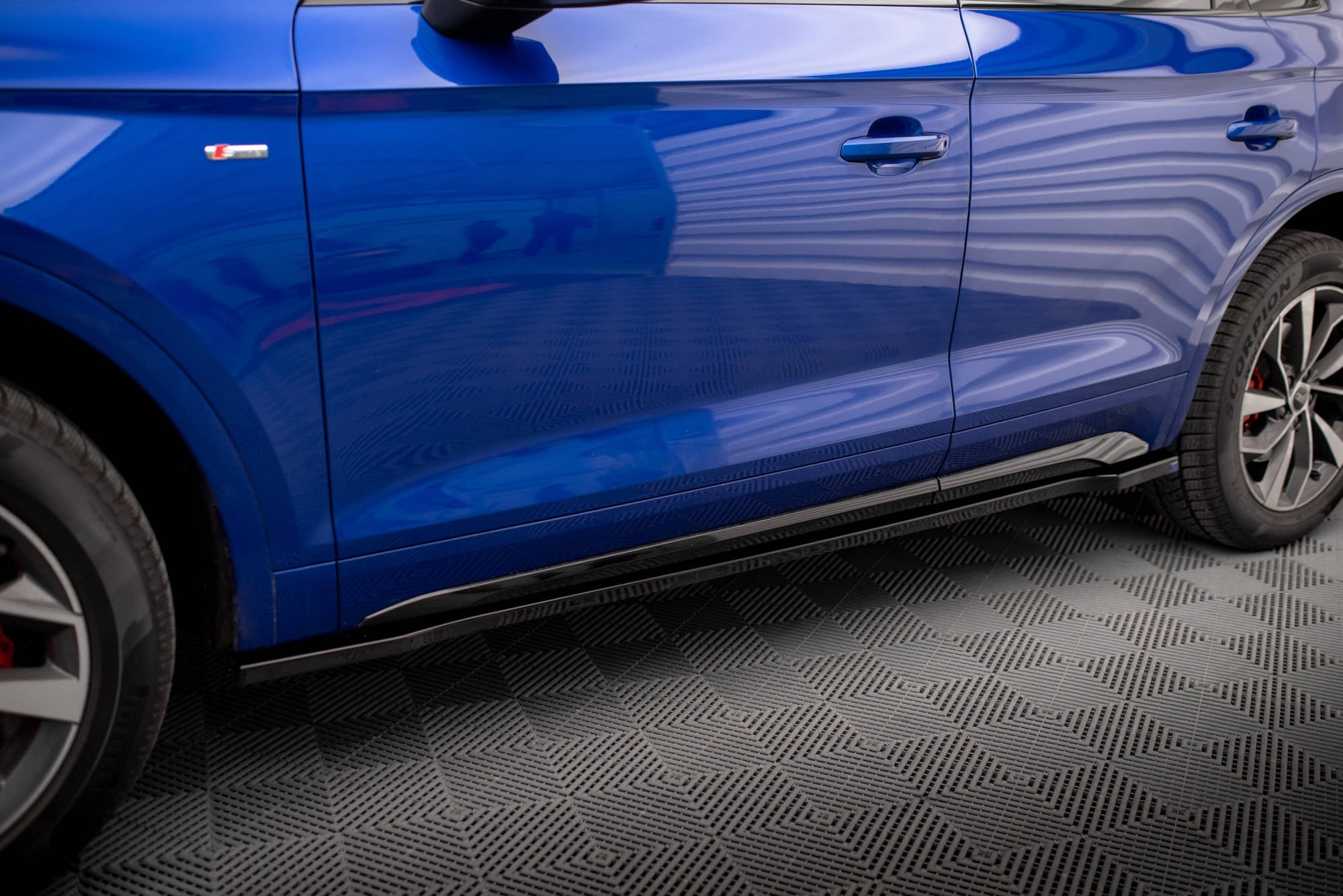 Maxton Design Difusores de taloneras laterales para Audi SQ5 / Q5 S-Line SUV / Sportback Mk2 Facelift - imagen 1