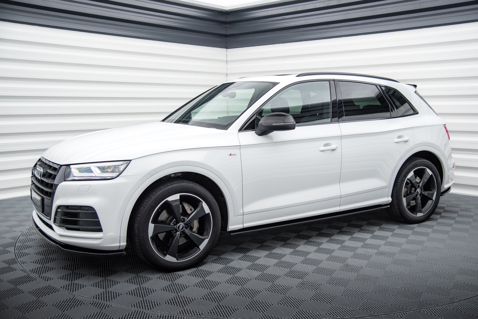 Maxton Design Difusores de taloneras laterales para Audi SQ5/Q5 S-line Mk2 - imagen 3
