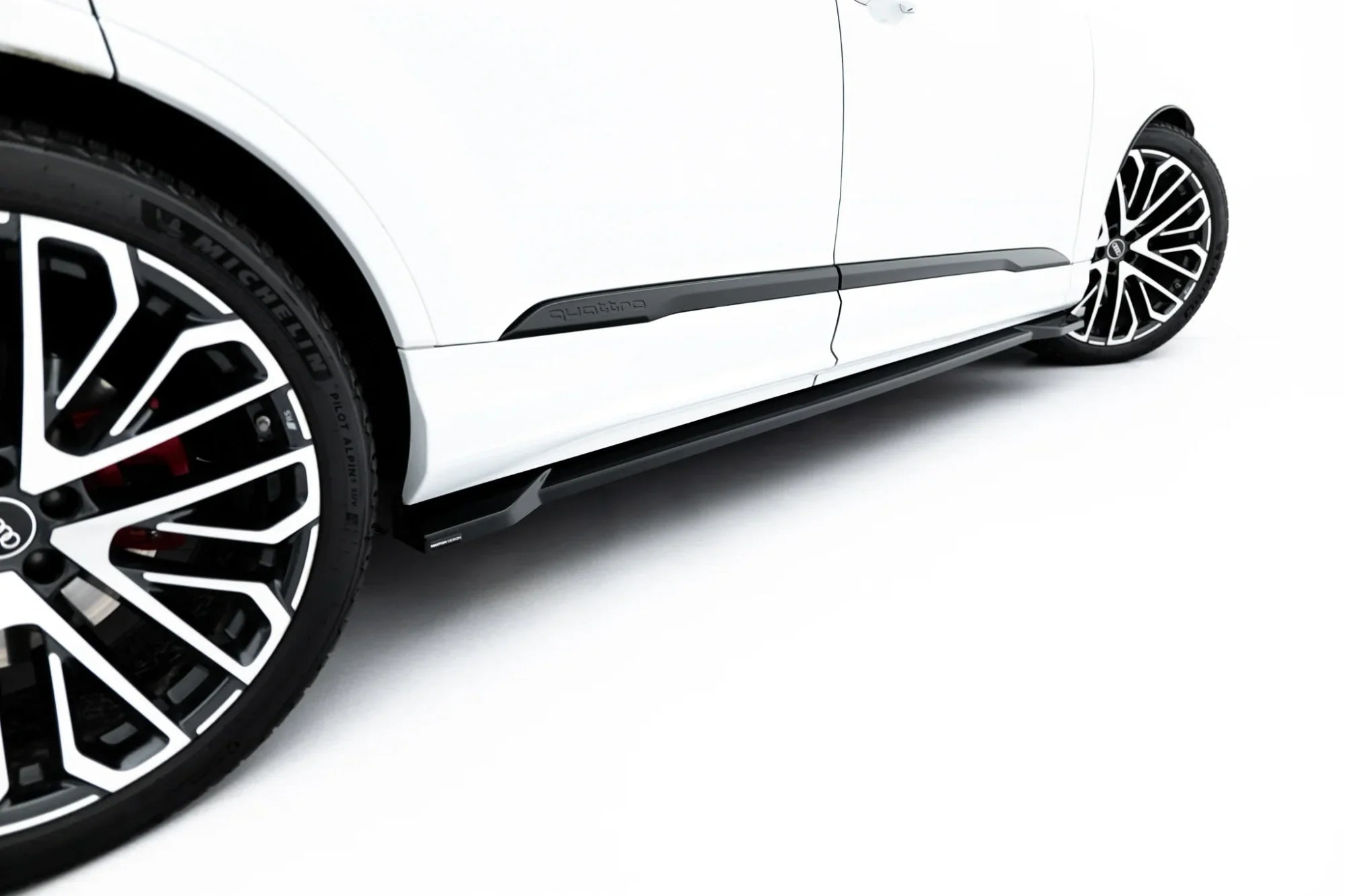 Maxton Design Difusores de taloneras laterales para Audi SQ7 Mk2 Facelift 2 - imagen 3