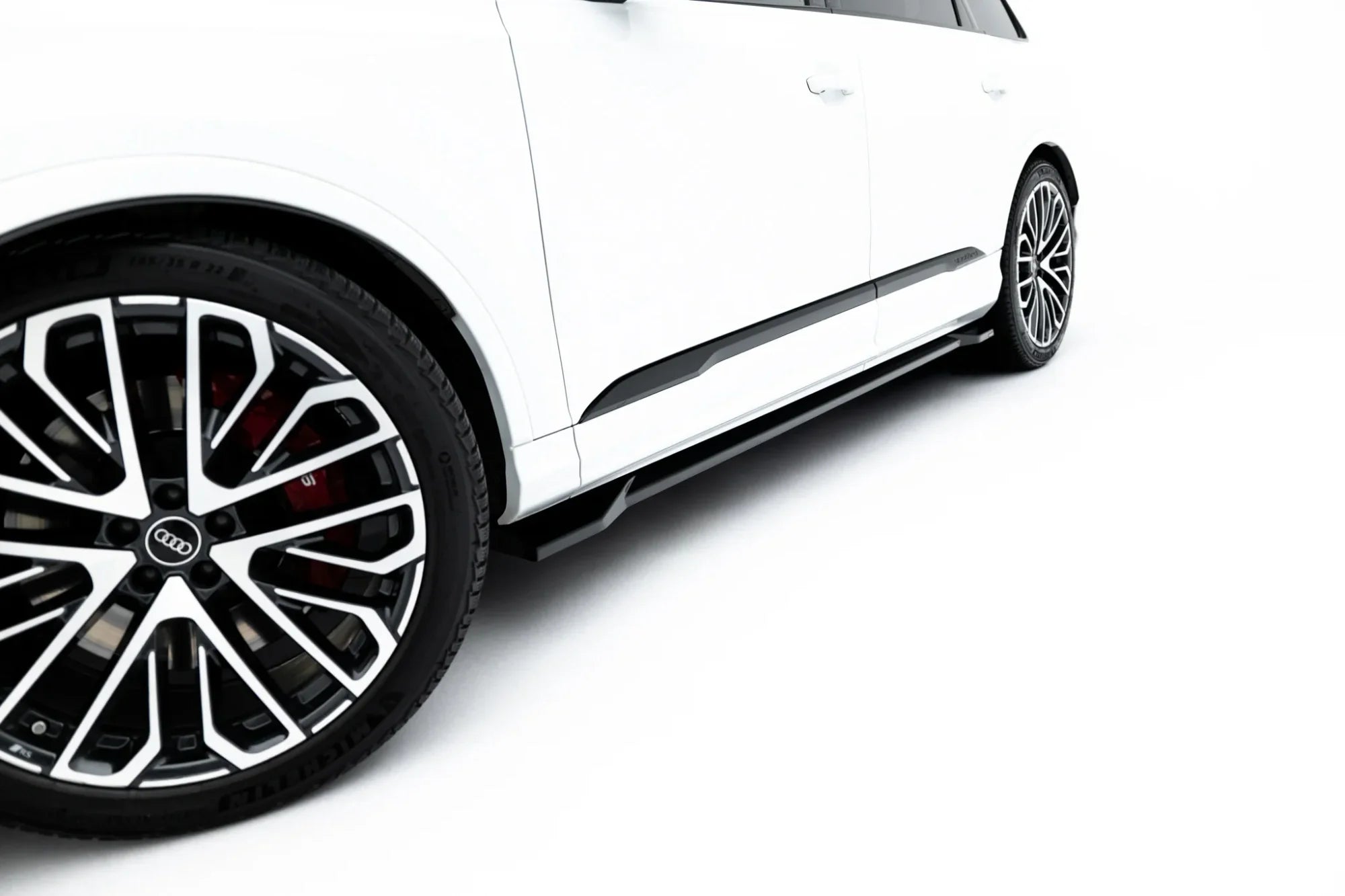 Maxton Design Difusores de taloneras laterales para Audi SQ7 Mk2 Facelift 2 - imagen 4
