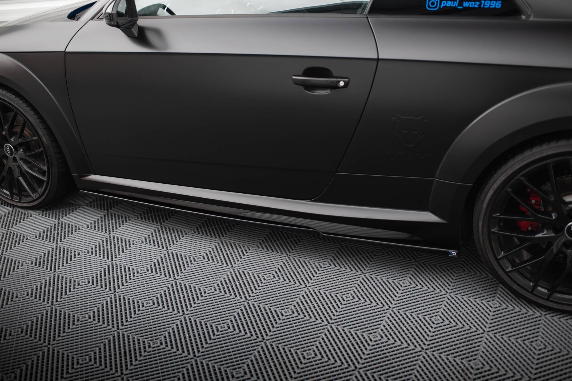 Maxton Design Difusores de taloneras laterales para Audi TT S / TT S-Line 8S Facelift - imagen 3