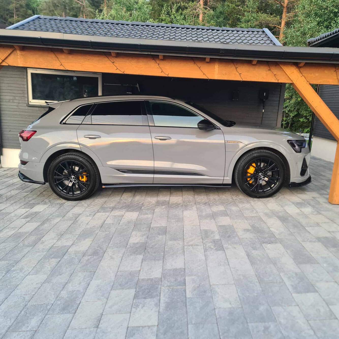 Maxton Design Difusores de taloneras laterales para Audi e-Tron S-Line - imagen 2