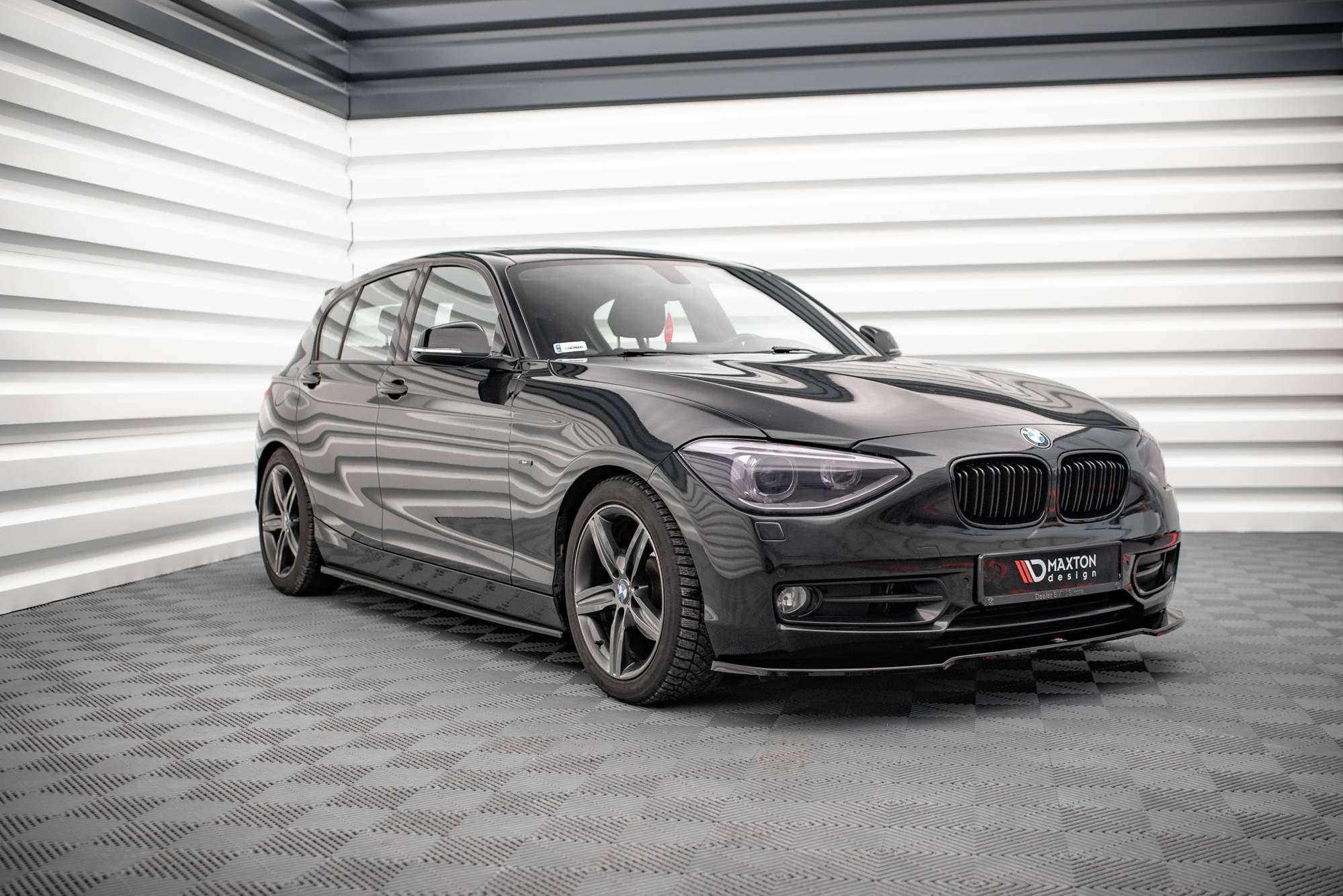 Maxton Design Difusores de taloneras laterales para BMW 1 F20 - imagen 2