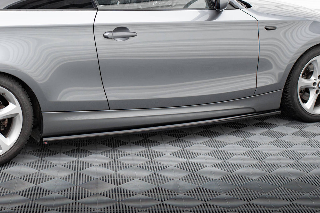 Maxton Design Difusores de taloneras laterales para BMW 1 M-Pack E82 - imagen 1