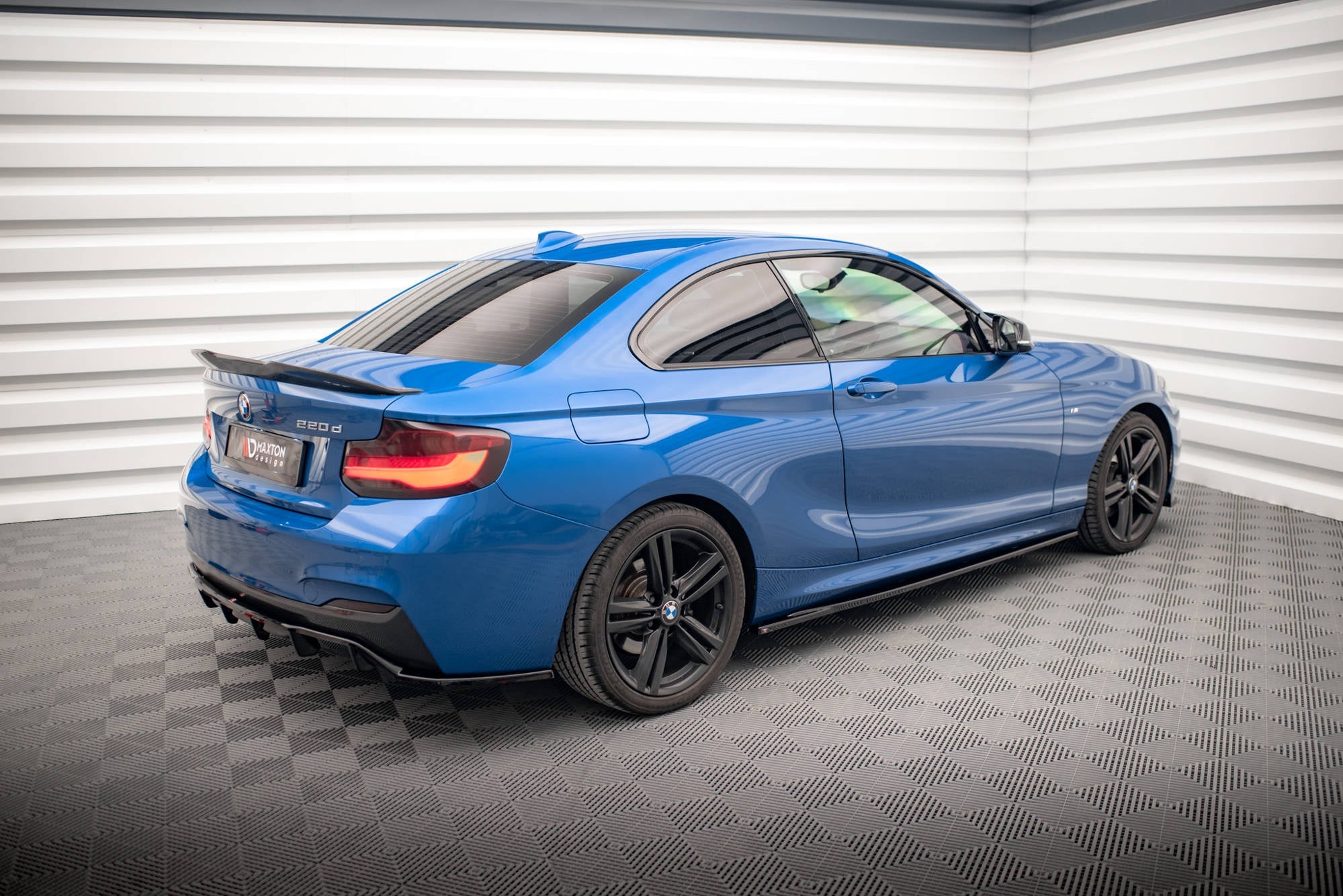 Maxton Design Difusores de taloneras laterales para BMW 2 M-Pack F22 - imagen 3
