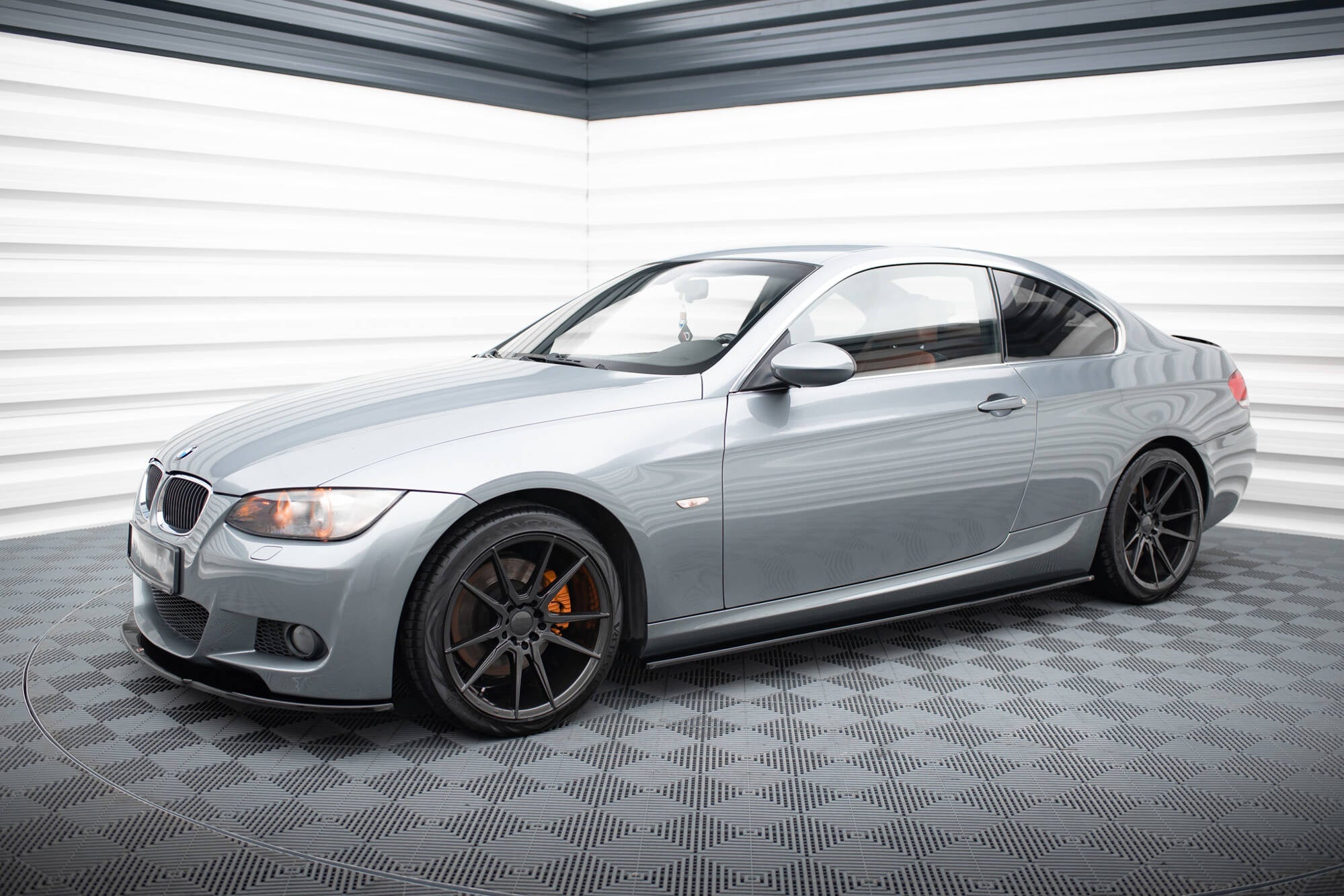 Maxton Design Difusores de taloneras laterales para BMW 3 E92 M-Pack - imagen 2