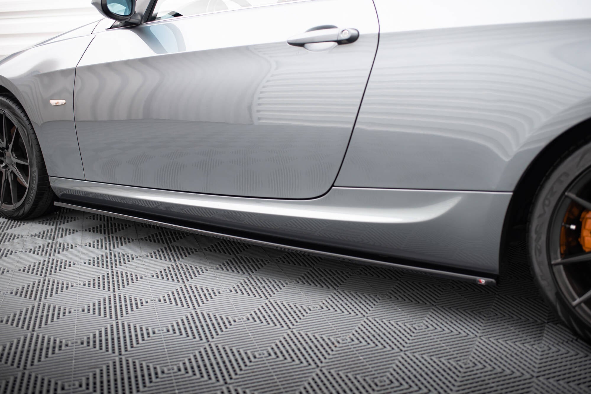 Maxton Design Difusores de taloneras laterales para BMW 3 E92 M-Pack - imagen 3