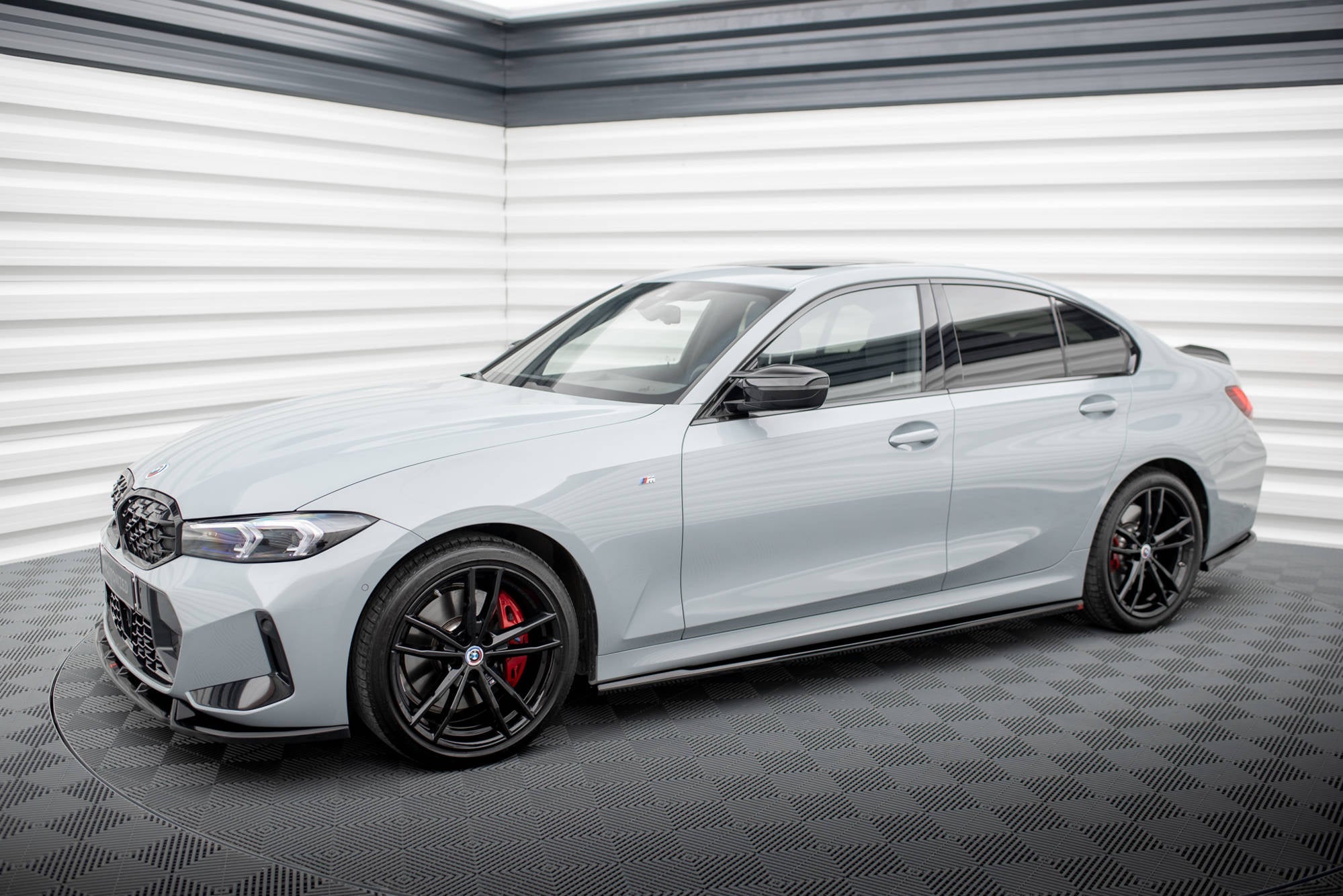 Maxton Design Difusores de taloneras laterales para BMW 3 M340i / M-Pack G20 / G21 Facelift - imagen 2