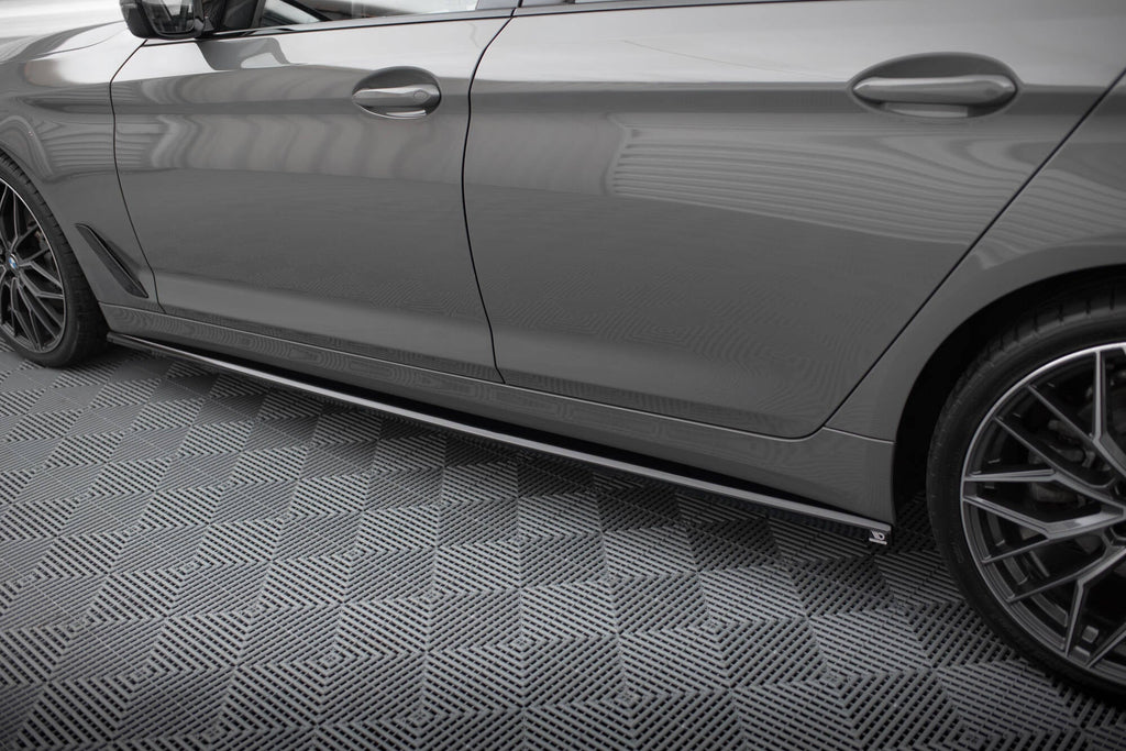 Maxton Design Difusores de taloneras laterales para BMW 5 G30 / G31 Facelift - imagen 3