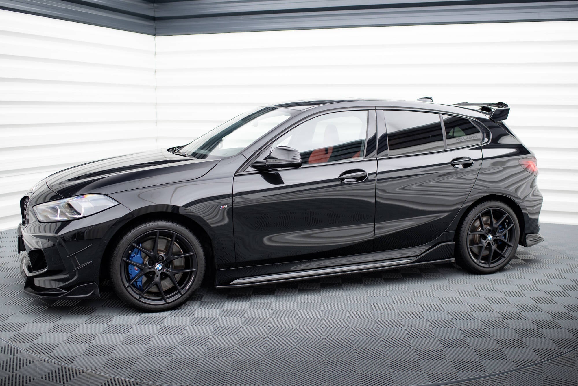 Maxton Design Difusores de taloneras laterales para BMW M135i M-Performance F40 - imagen 2