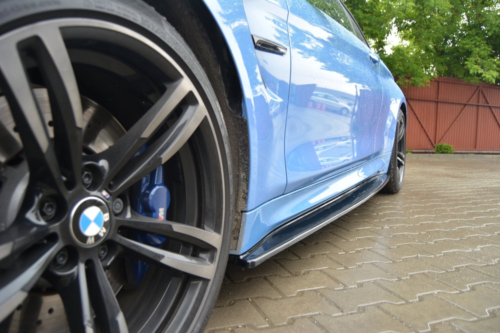Maxton Design Difusores de taloneras laterales V.1 para BMW M4 F82 - imagen 3