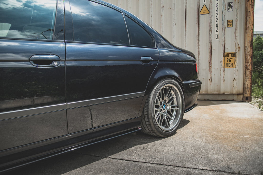 Maxton Design Difusores de taloneras laterales para BMW M5 / 5 M-Pack E39 - imagen 3
