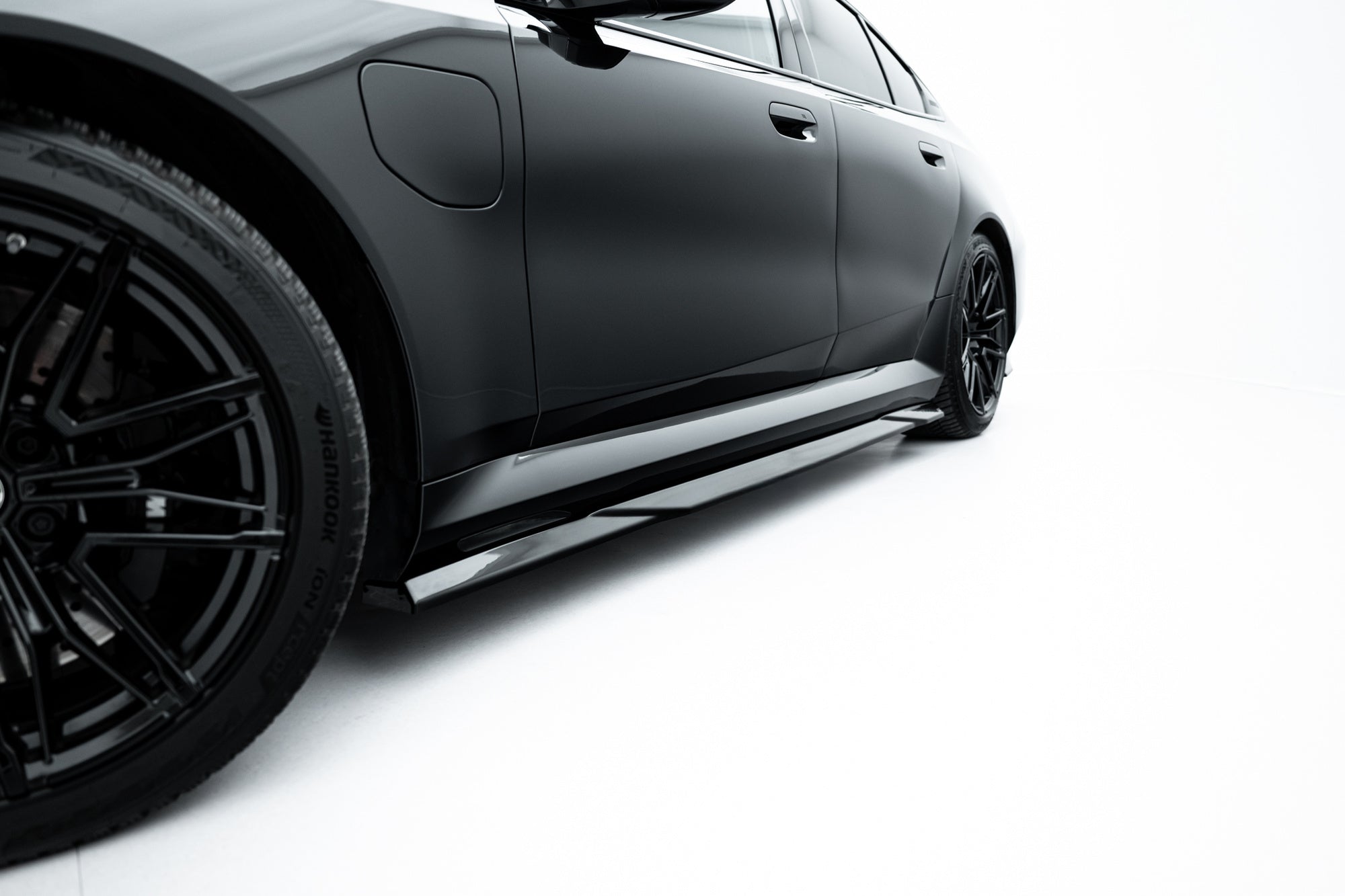 Maxton Design Difusores de taloneras laterales para BMW M5 Sedan / Touring G90 - imagen 2