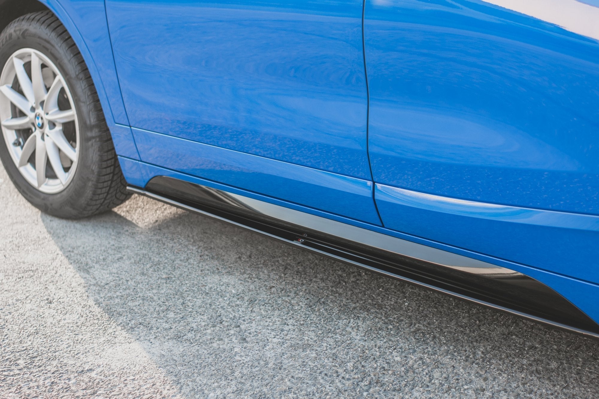 Maxton Design Difusores de taloneras laterales para BMW X2 F39 M-Pack - imagen 3