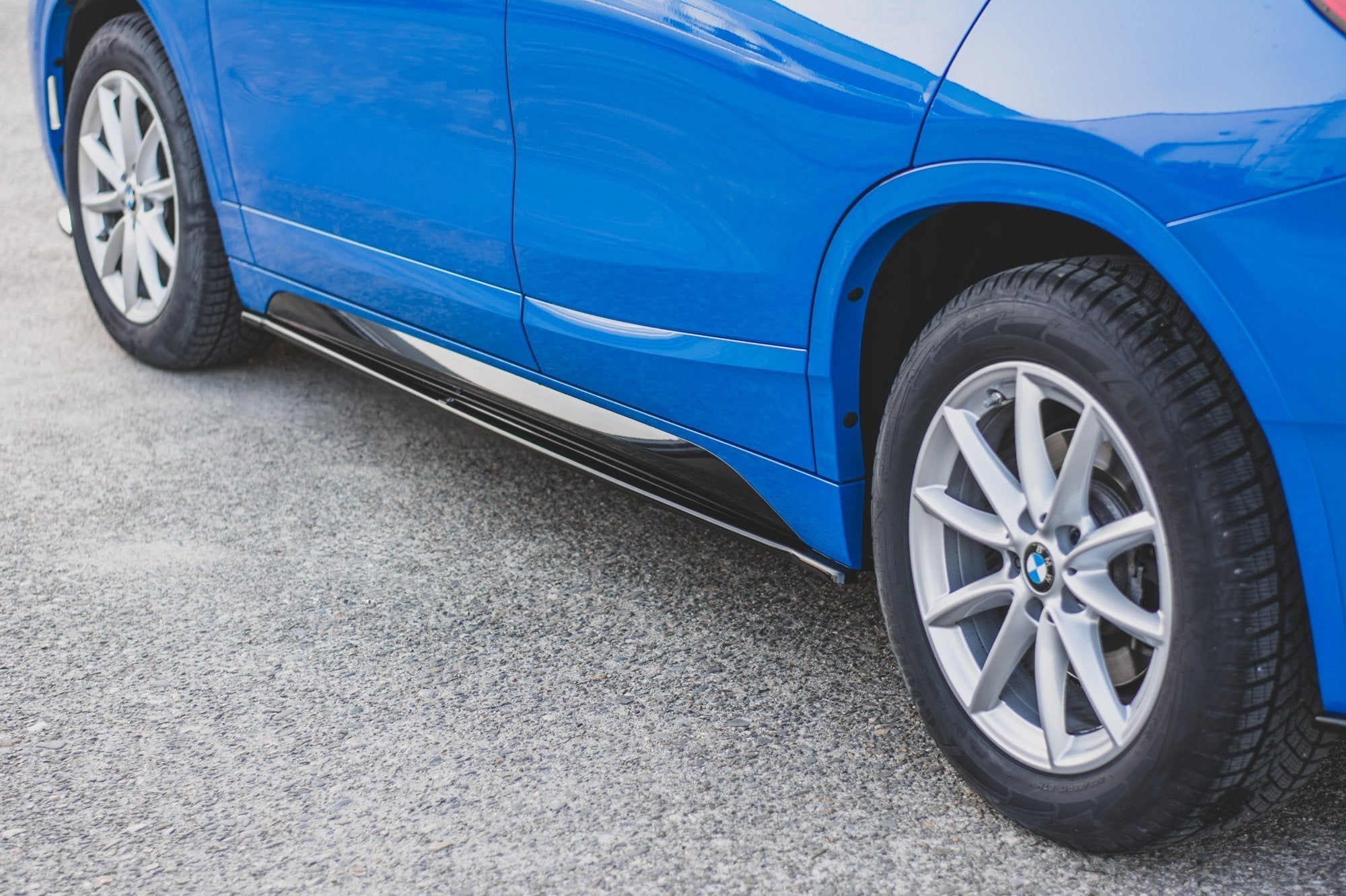 Maxton Design Difusores de taloneras laterales para BMW X2 F39 M-Pack - imagen 2