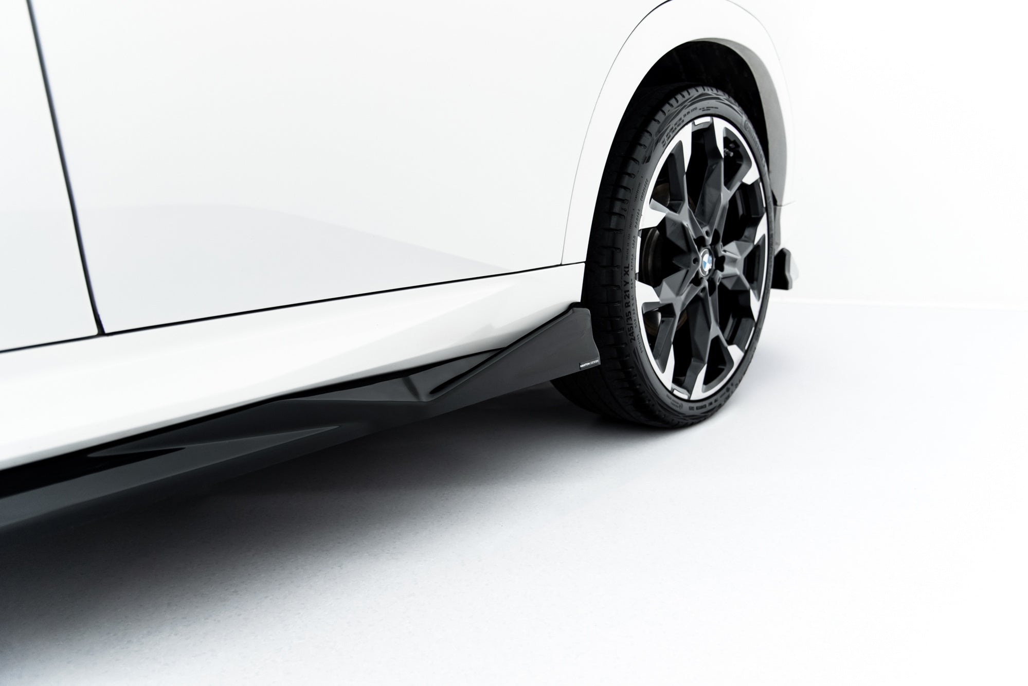 Maxton Design Difusores de taloneras laterales para BMW X2 M35i U10 - imagen 4