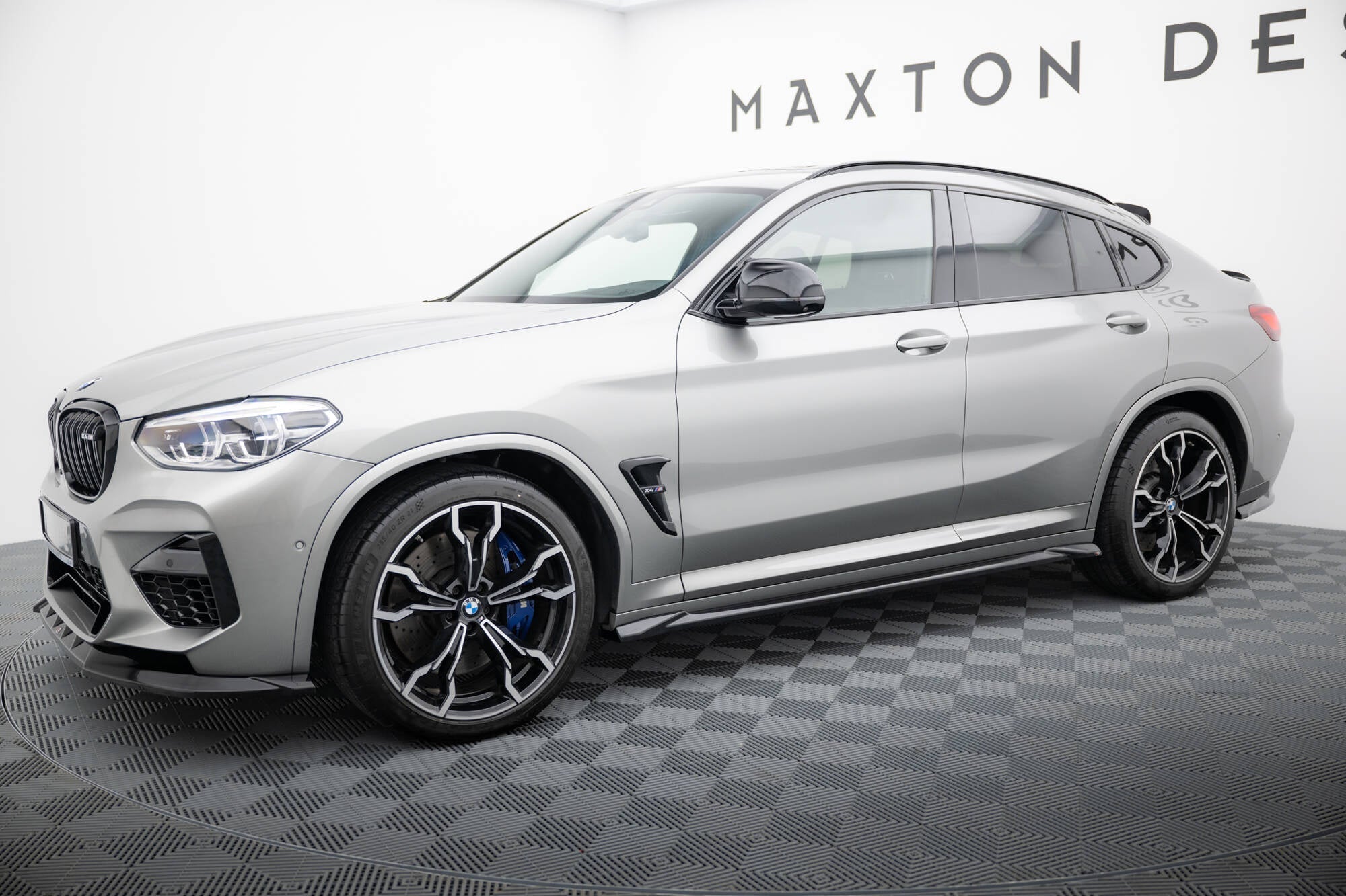 Maxton Design Difusores de taloneras laterales para BMW X4 M F98 - imagen 2
