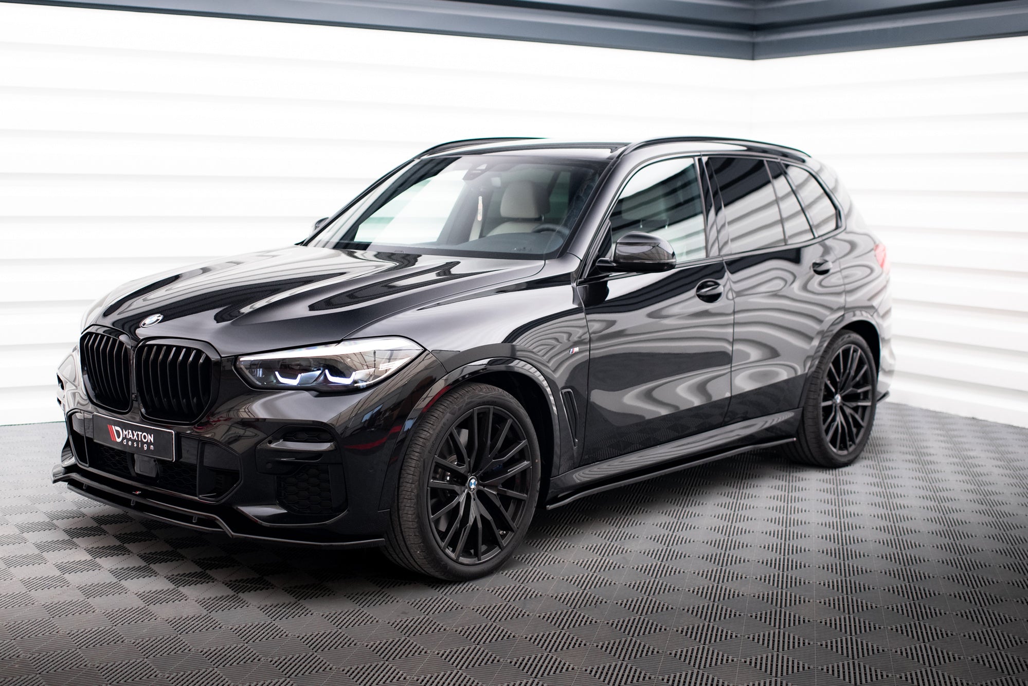 Maxton Design Difusores de taloneras laterales para BMW X5 G05 M-pack - imagen 2