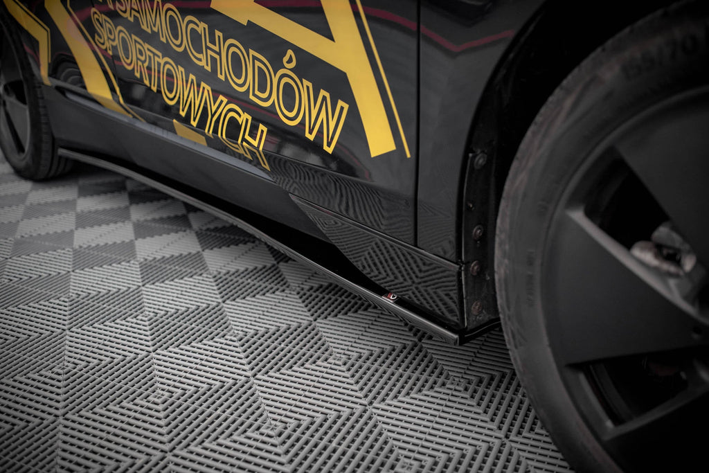 Maxton Design Difusores de taloneras laterales para BMW i3 Mk1 Facelift - imagen 2